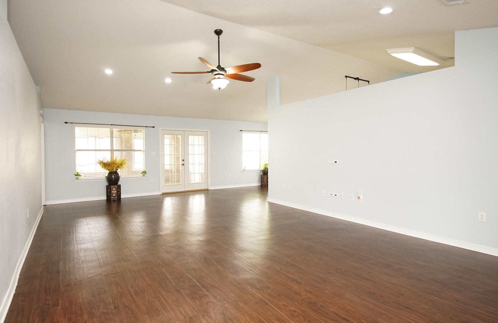 CREETWOOD PLACE - Residential
