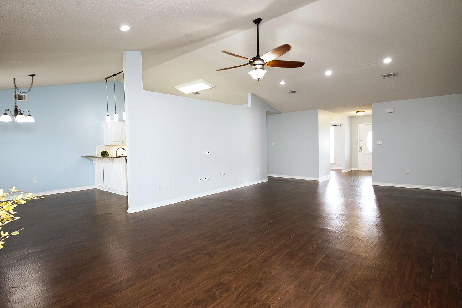 CREETWOOD PLACE - Residential