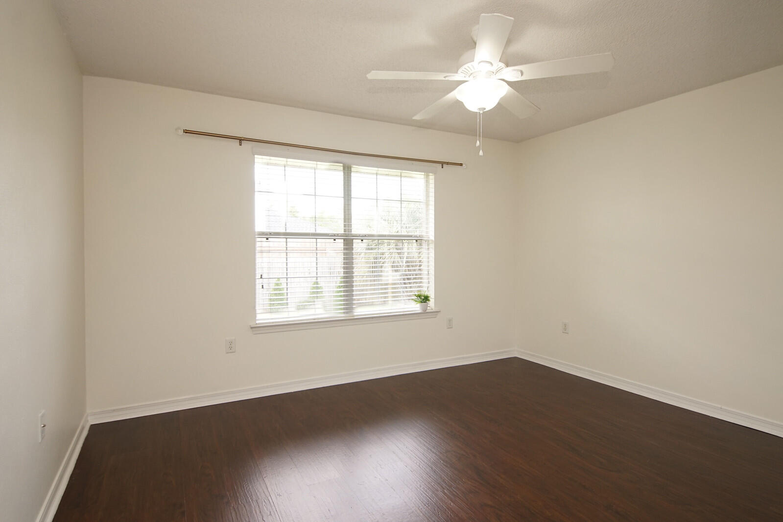 CREETWOOD PLACE - Residential