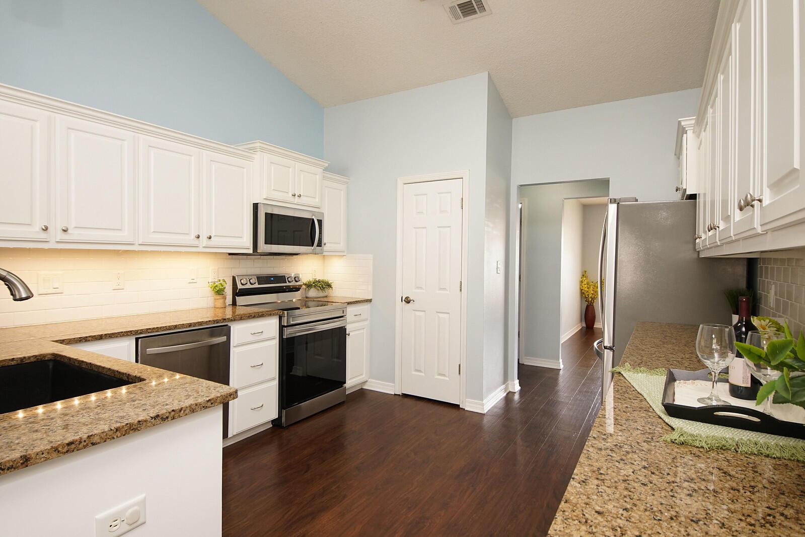 CREETWOOD PLACE - Residential