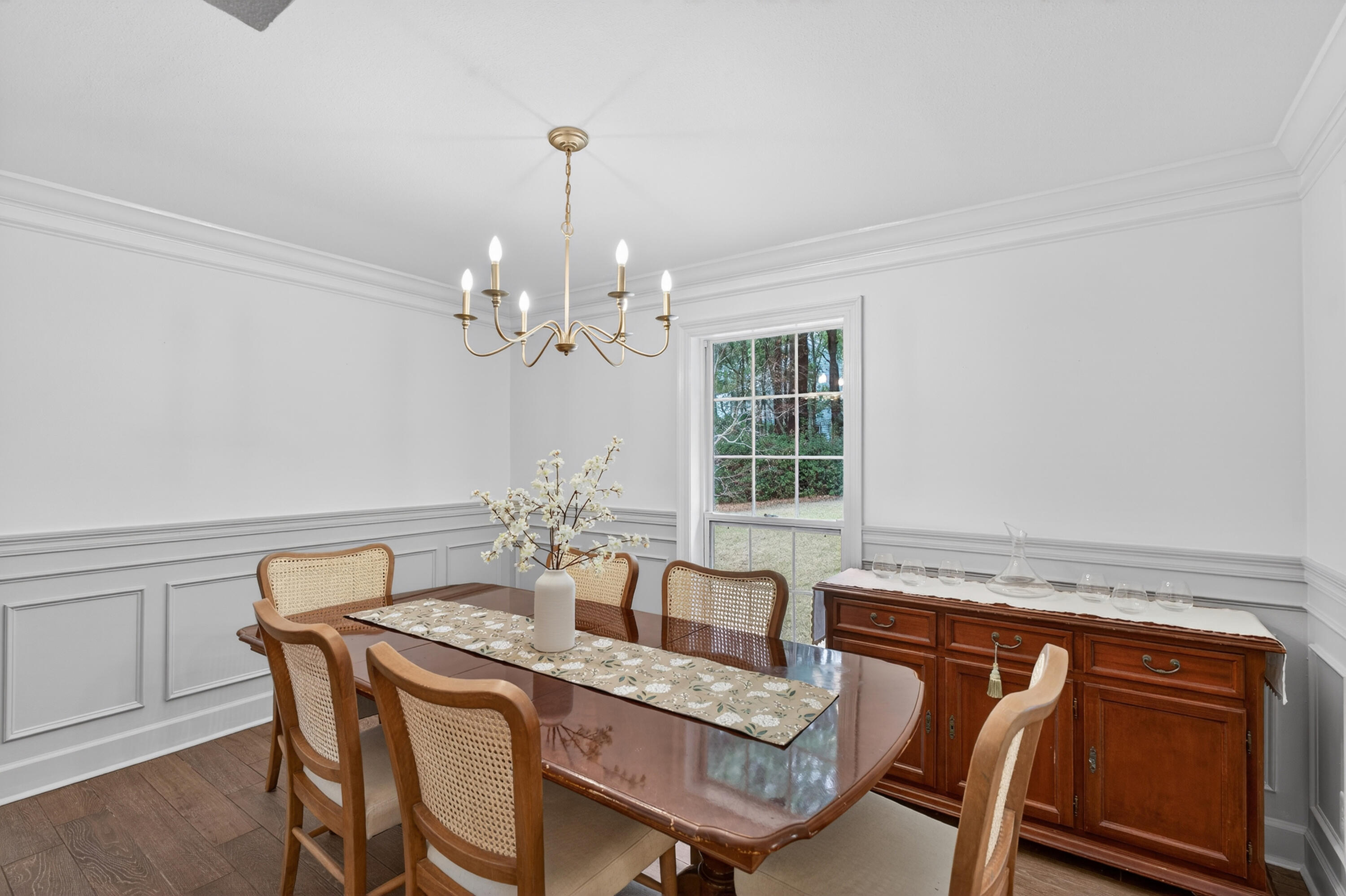 LE CHATEAU - Residential