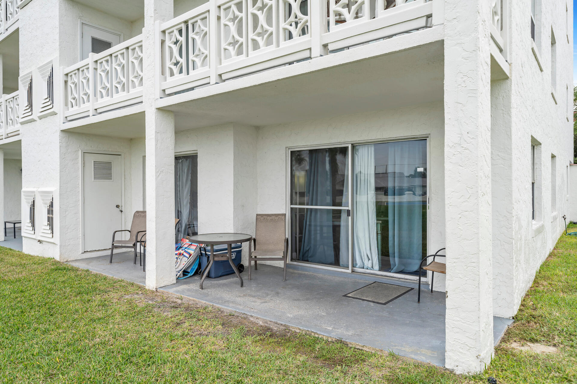 EL MATADOR CONDO - Residential