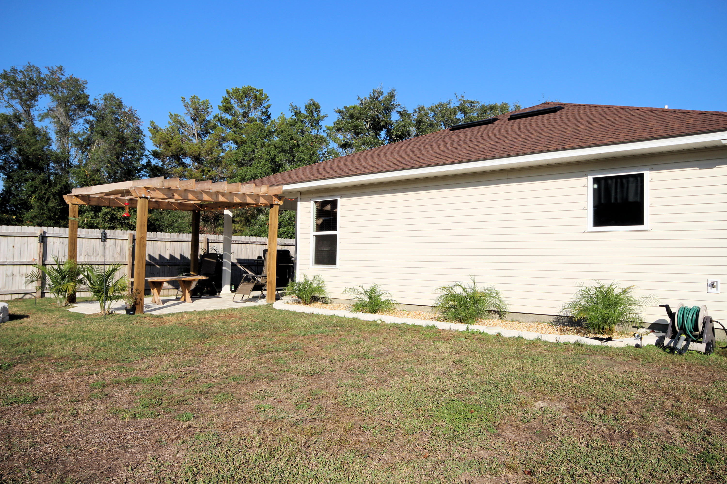 NAVARRE S/D 1ST ADDN - Residential