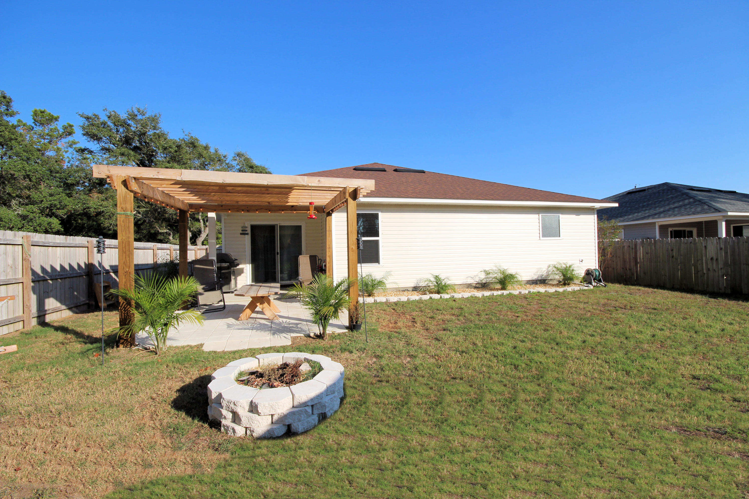 NAVARRE S/D 1ST ADDN - Residential