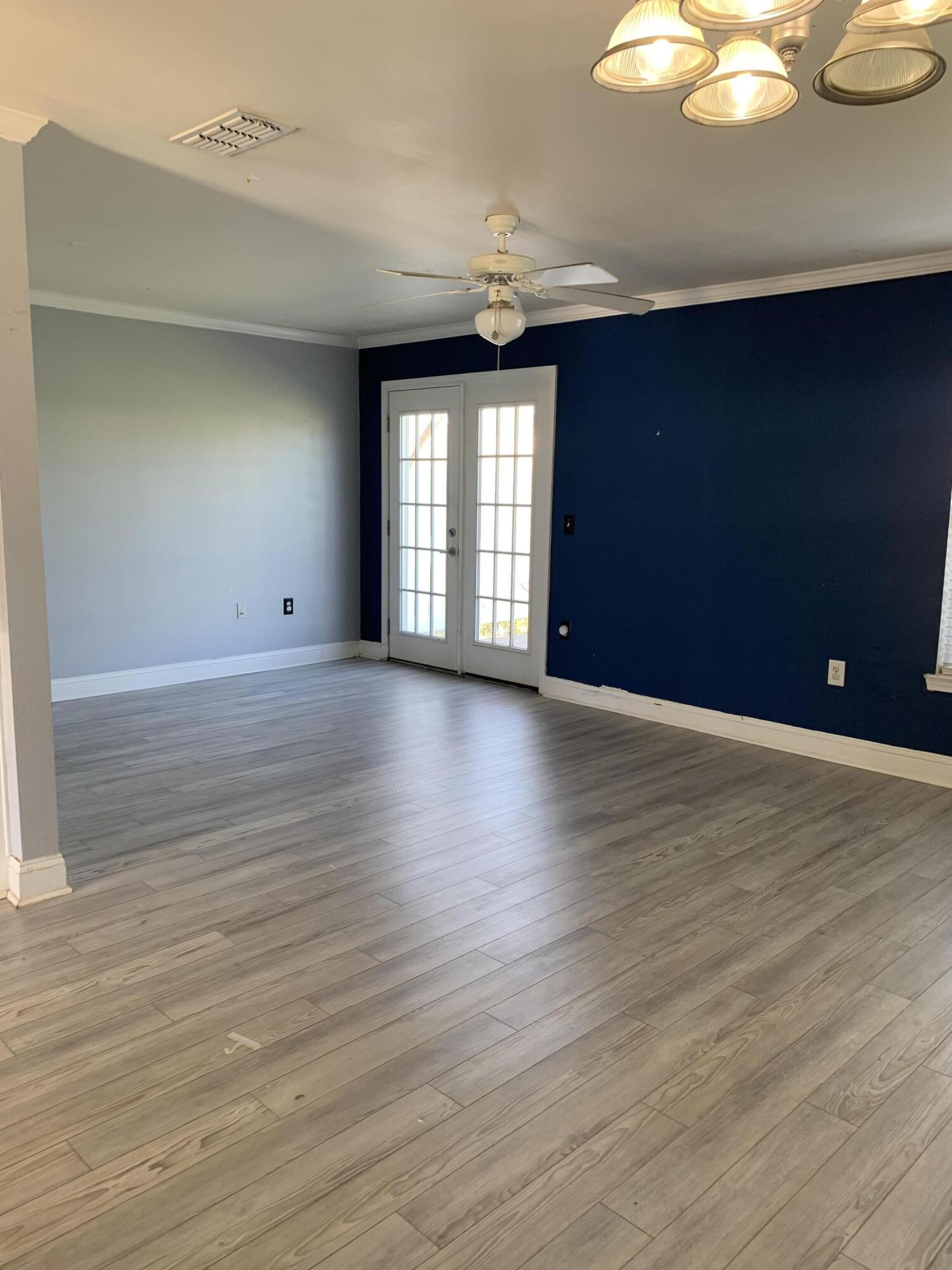 EAGLES LANDING S/D - Residential