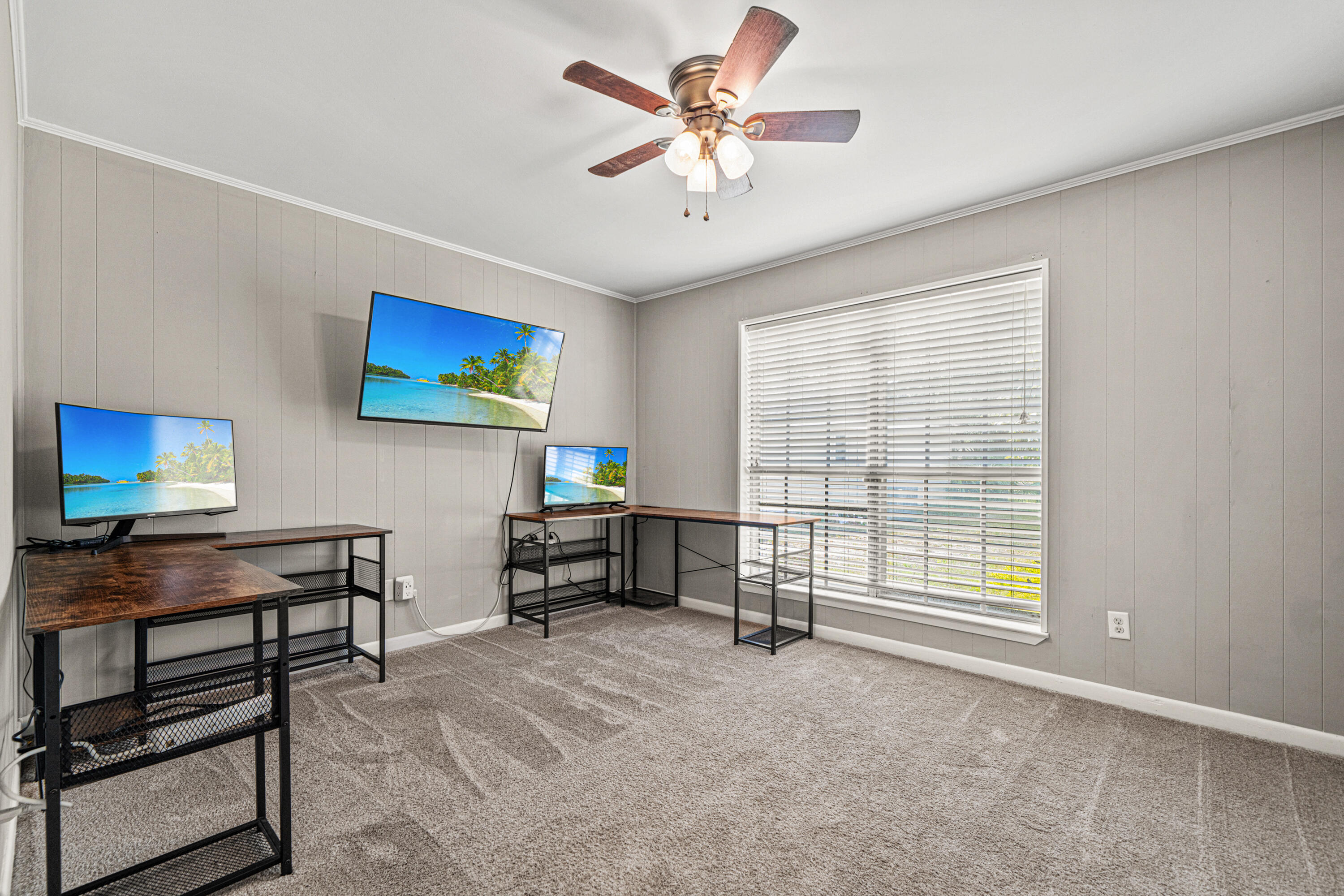 LAKEVIEW ESTATES - Residential Lease