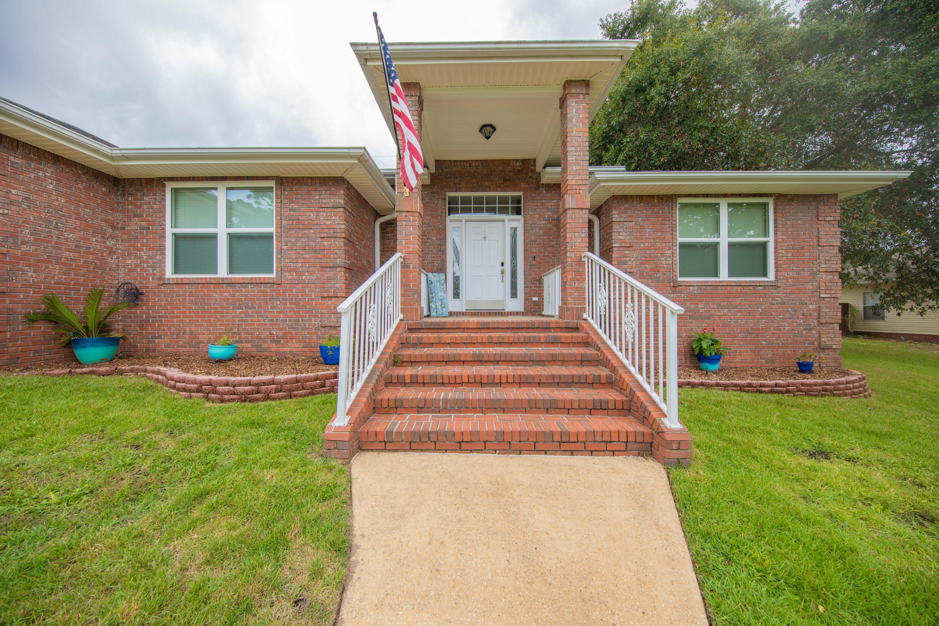 PAGE PLACE 2 - Residential