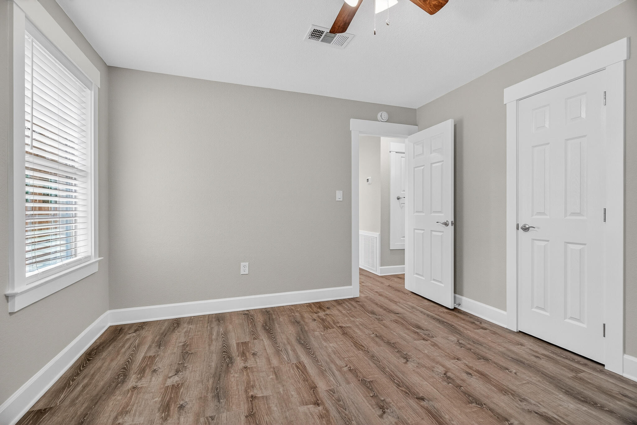 CRESTVIEW - Residential
