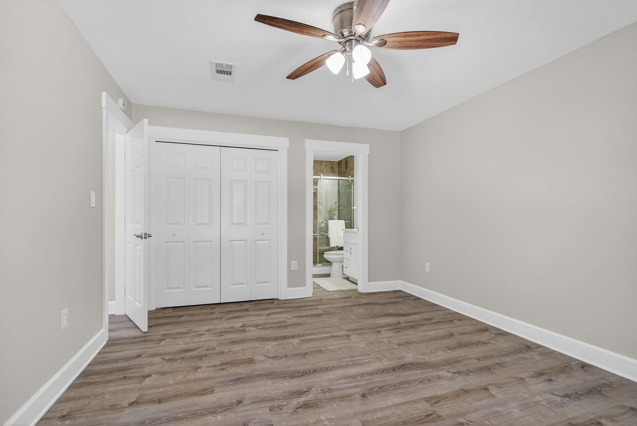 CRESTVIEW - Residential