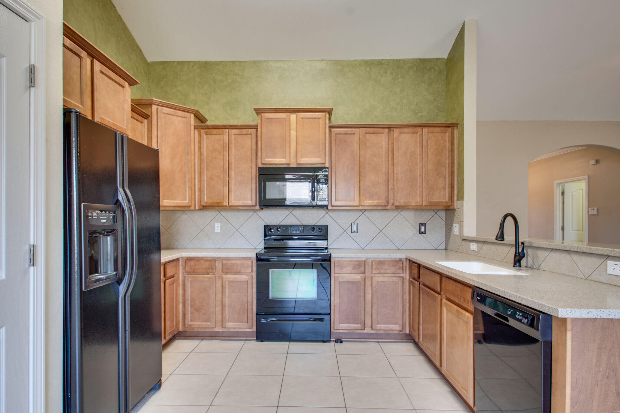 ROLLING RIDGE S/D - Residential Lease