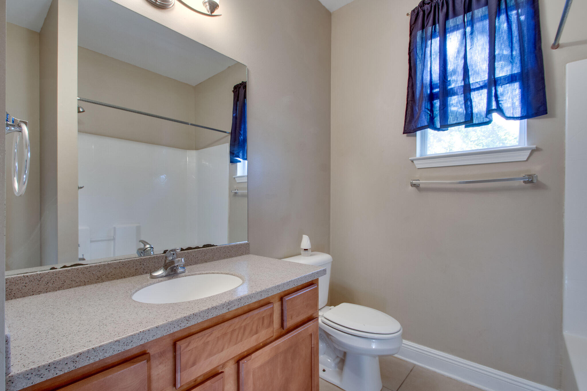 ROLLING RIDGE S/D - Residential Lease
