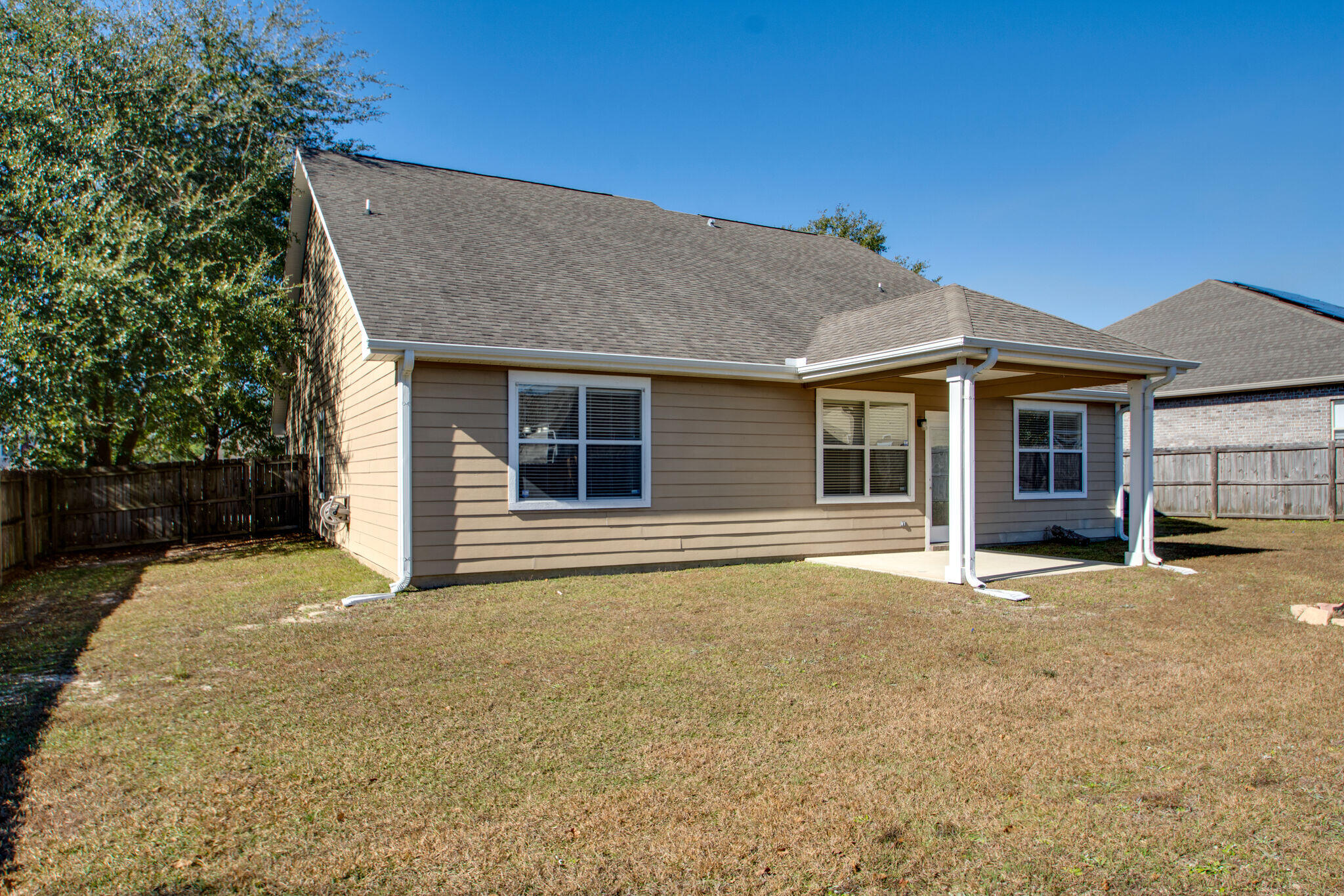 ROLLING RIDGE S/D - Residential Lease