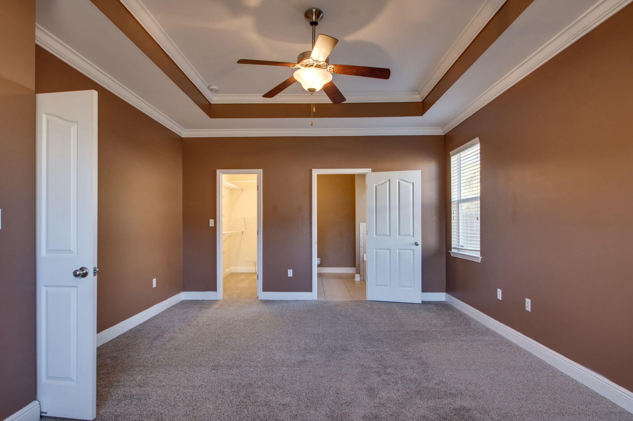 ROLLING RIDGE S/D - Residential Lease