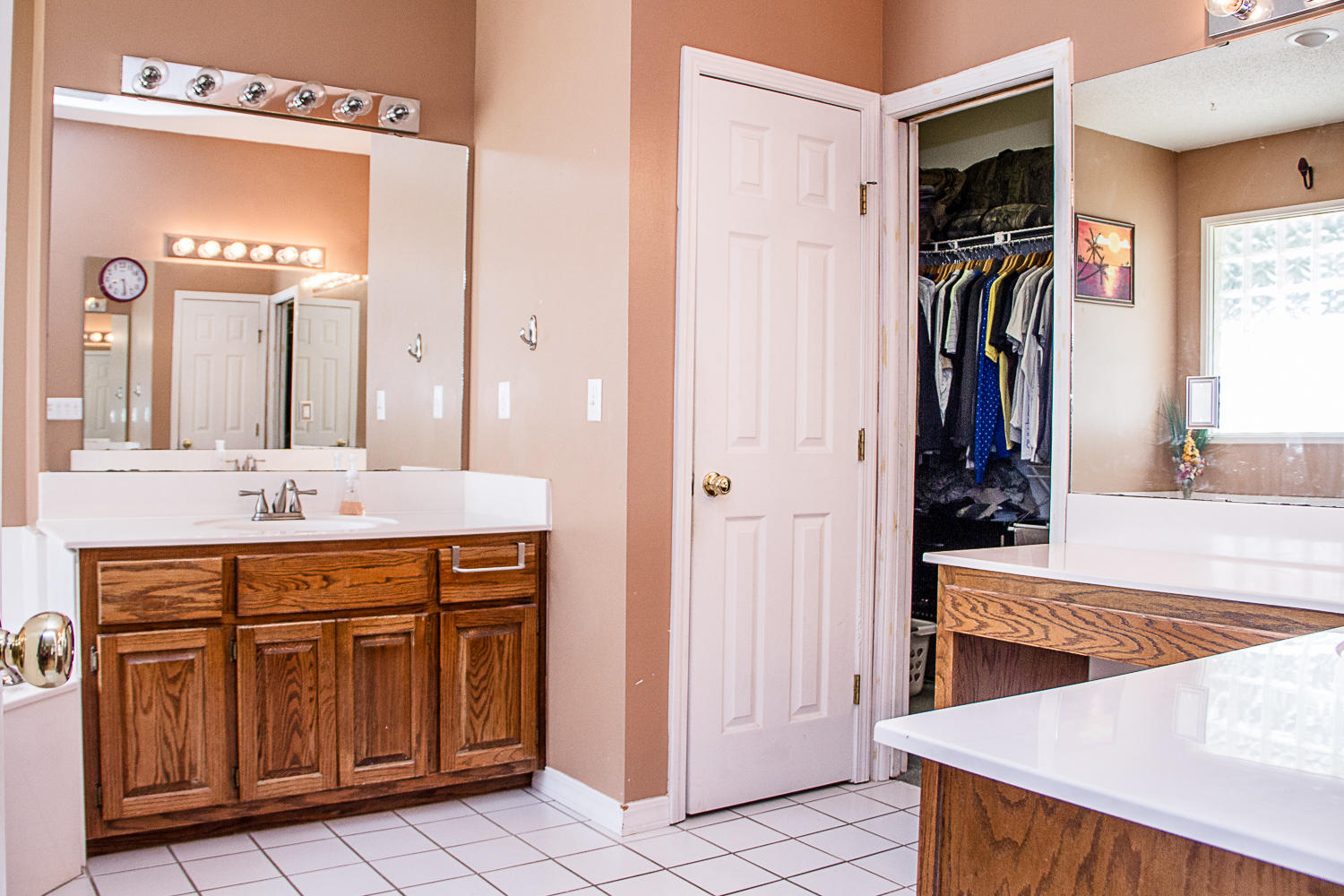 MEADOW LAKE ESTATES - Residential Lease