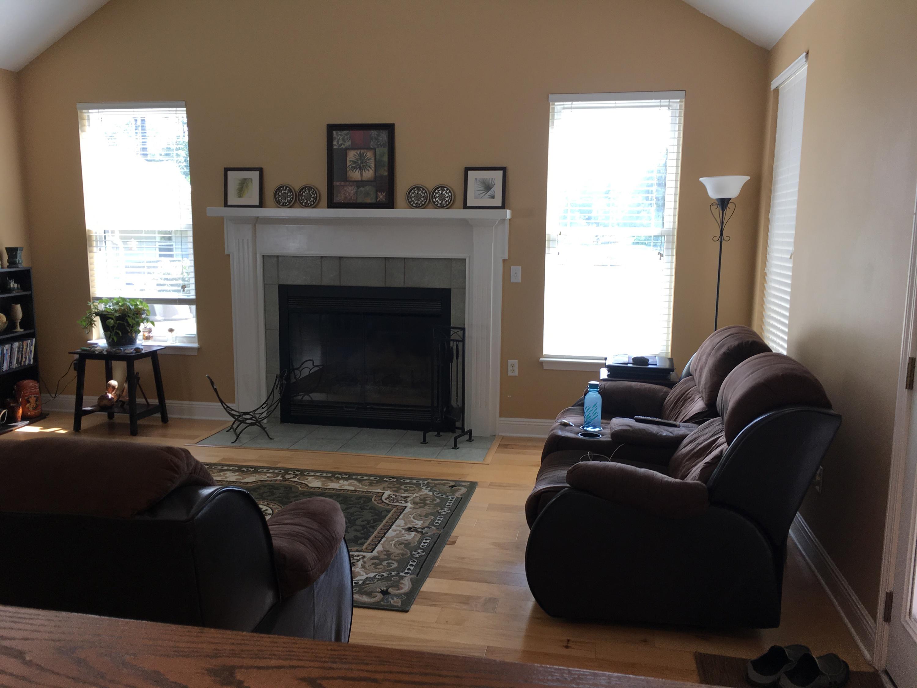 MEADOW LAKE ESTATES - Residential Lease