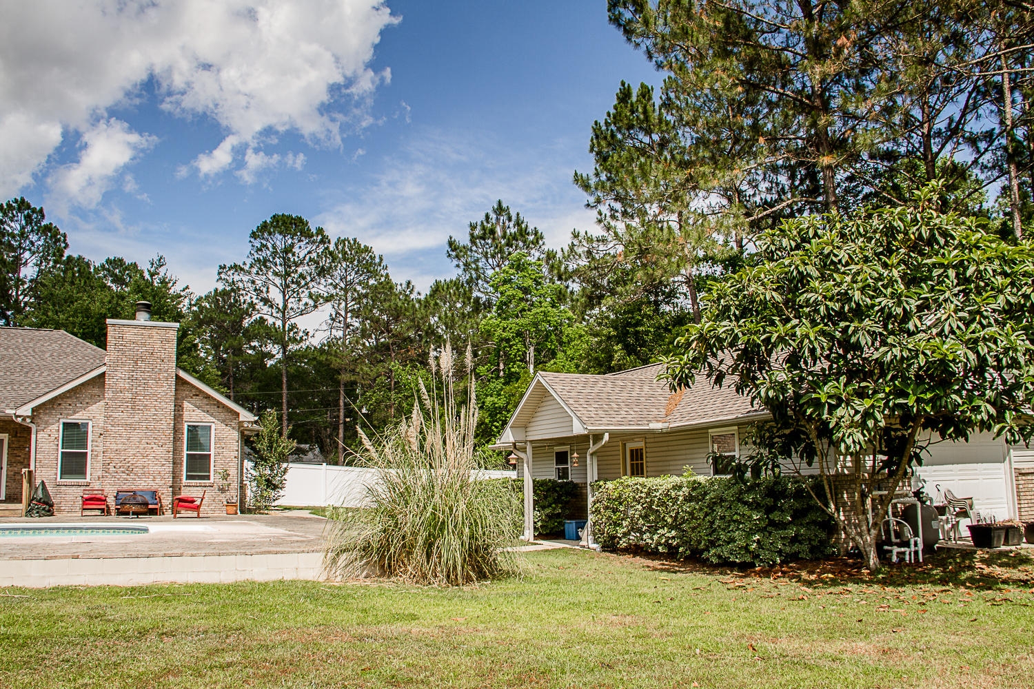 MEADOW LAKE ESTATES - Residential Lease