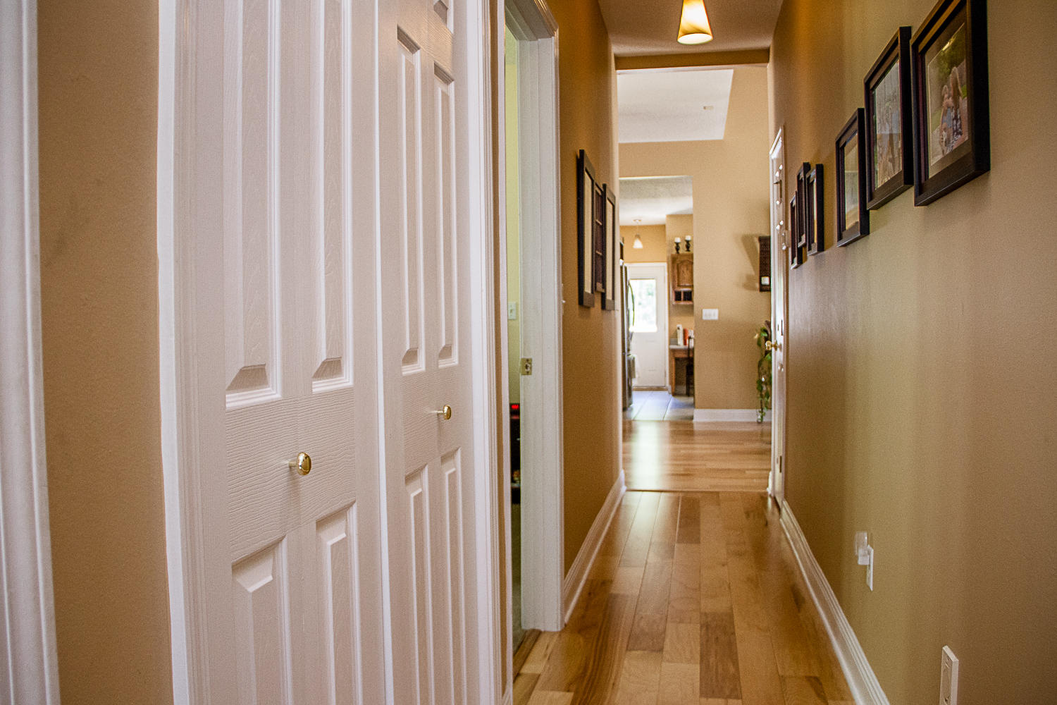 MEADOW LAKE ESTATES - Residential Lease