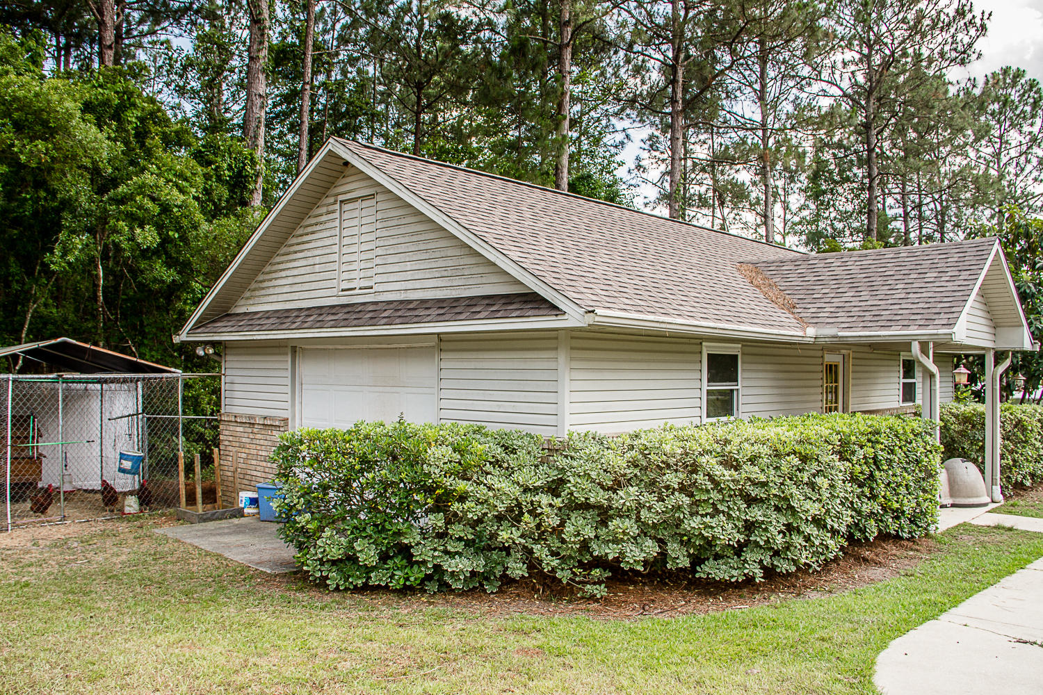 MEADOW LAKE ESTATES - Residential Lease