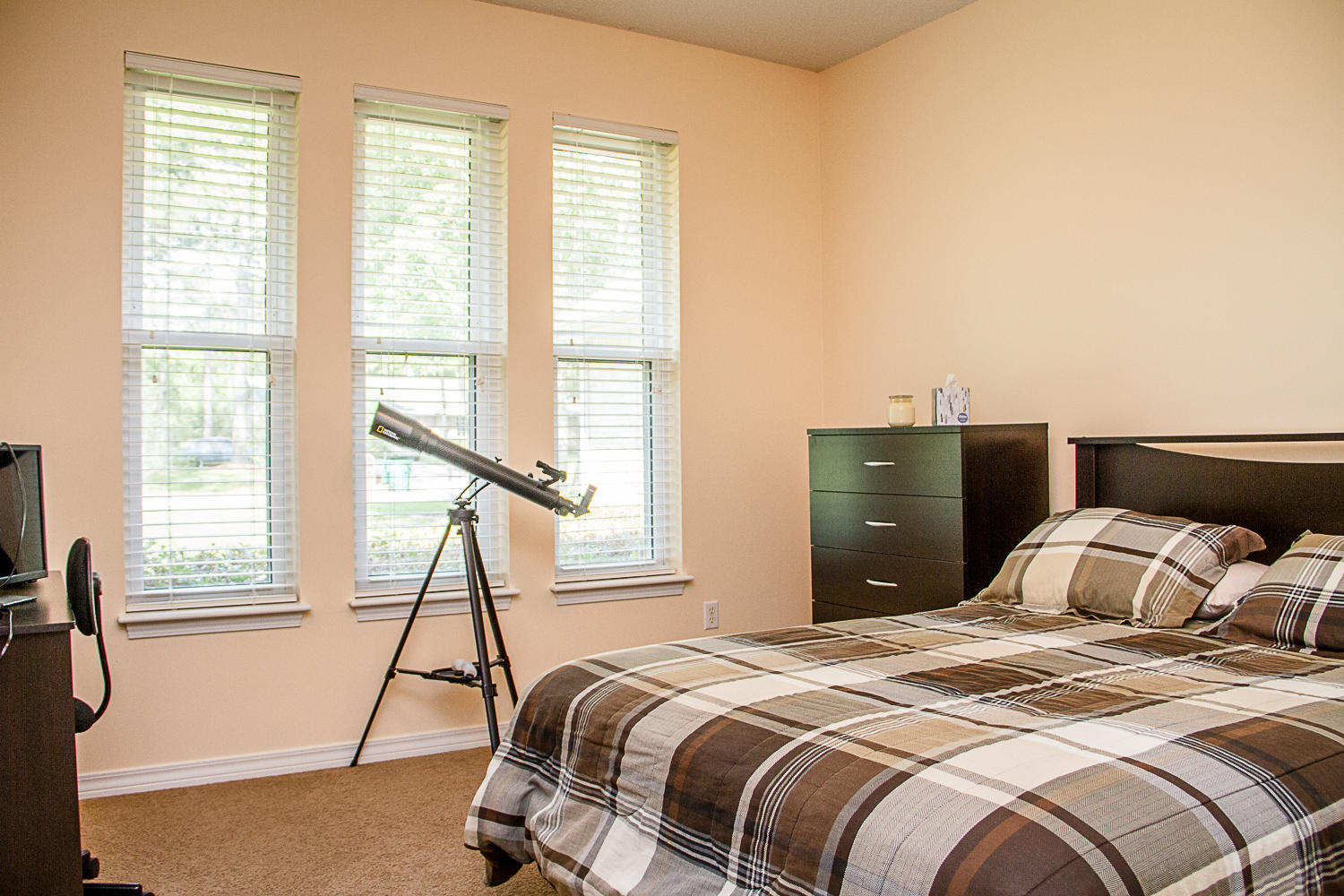 MEADOW LAKE ESTATES - Residential Lease