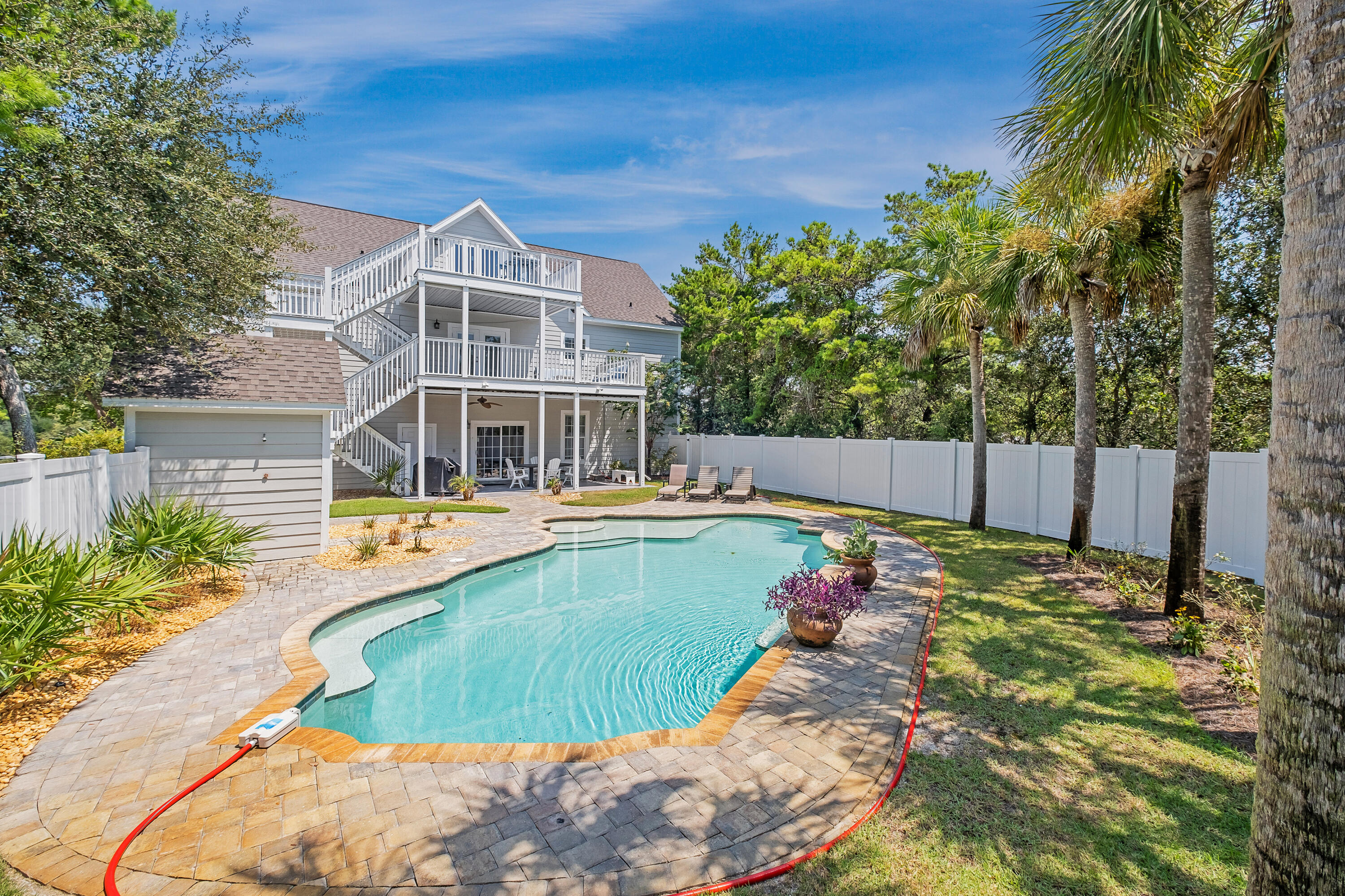 ROLLING DUNES ESTATES UNIT 1 - Residential