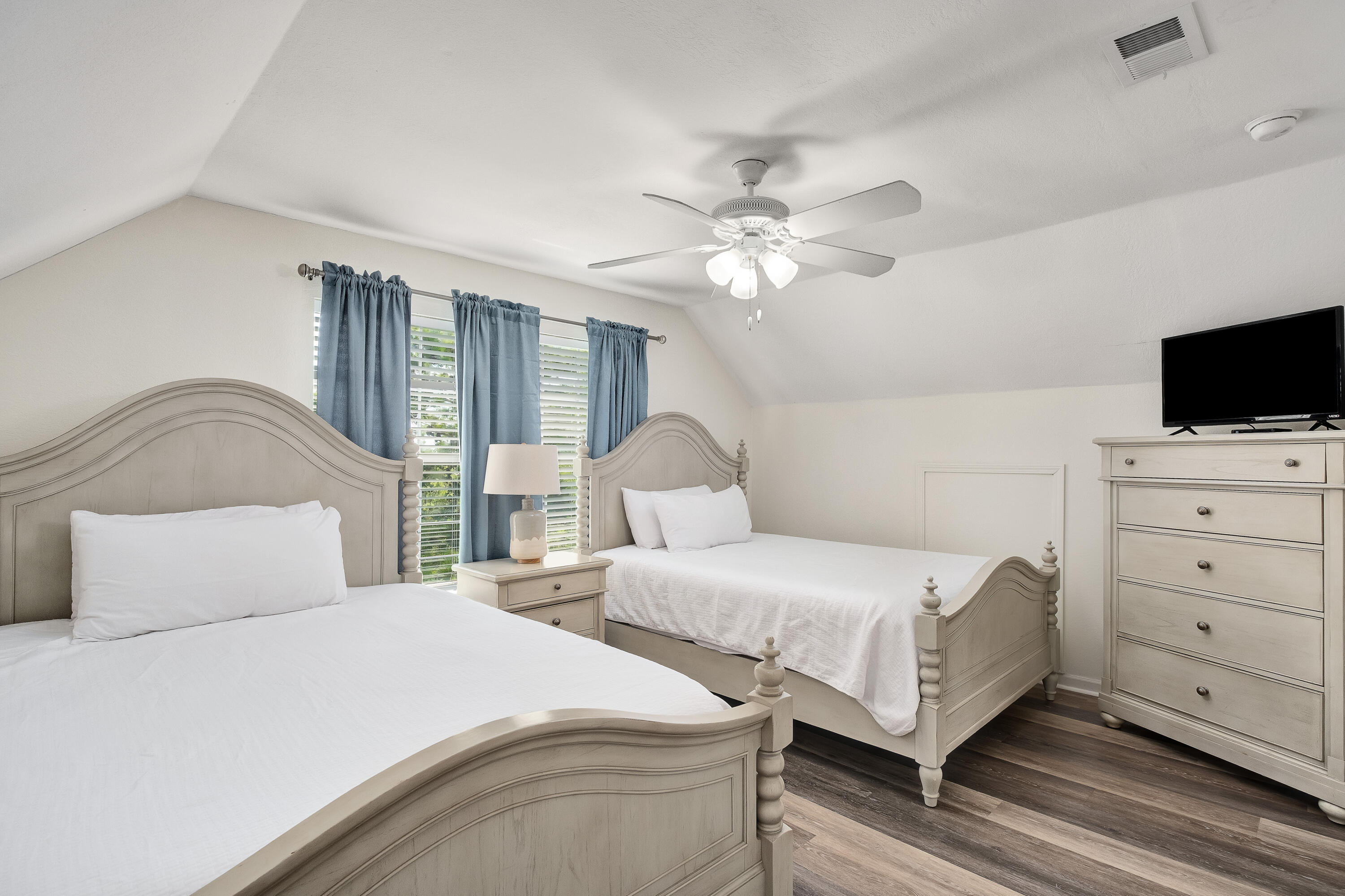 ROLLING DUNES ESTATES UNIT 1 - Residential