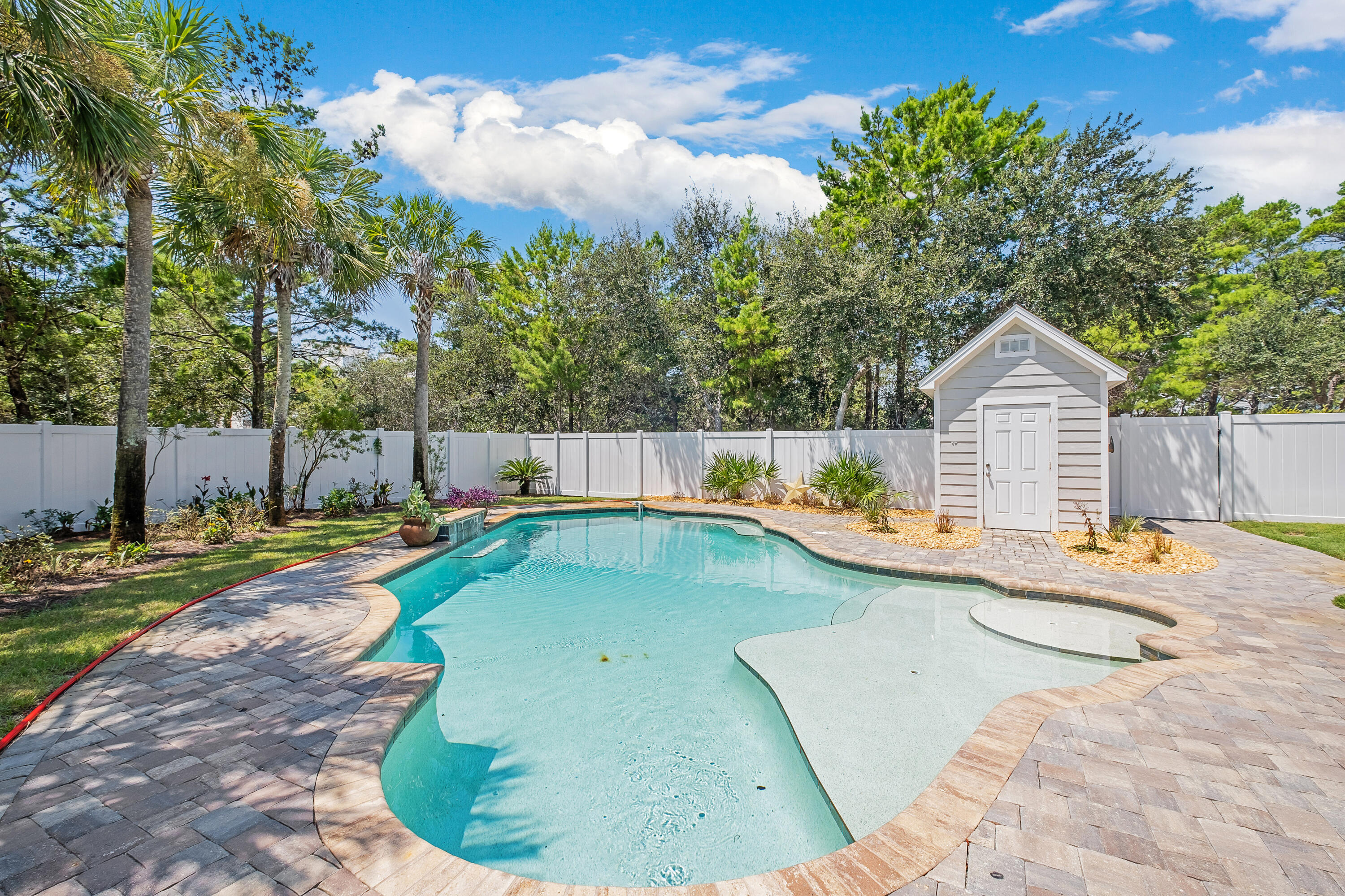 ROLLING DUNES ESTATES UNIT 1 - Residential