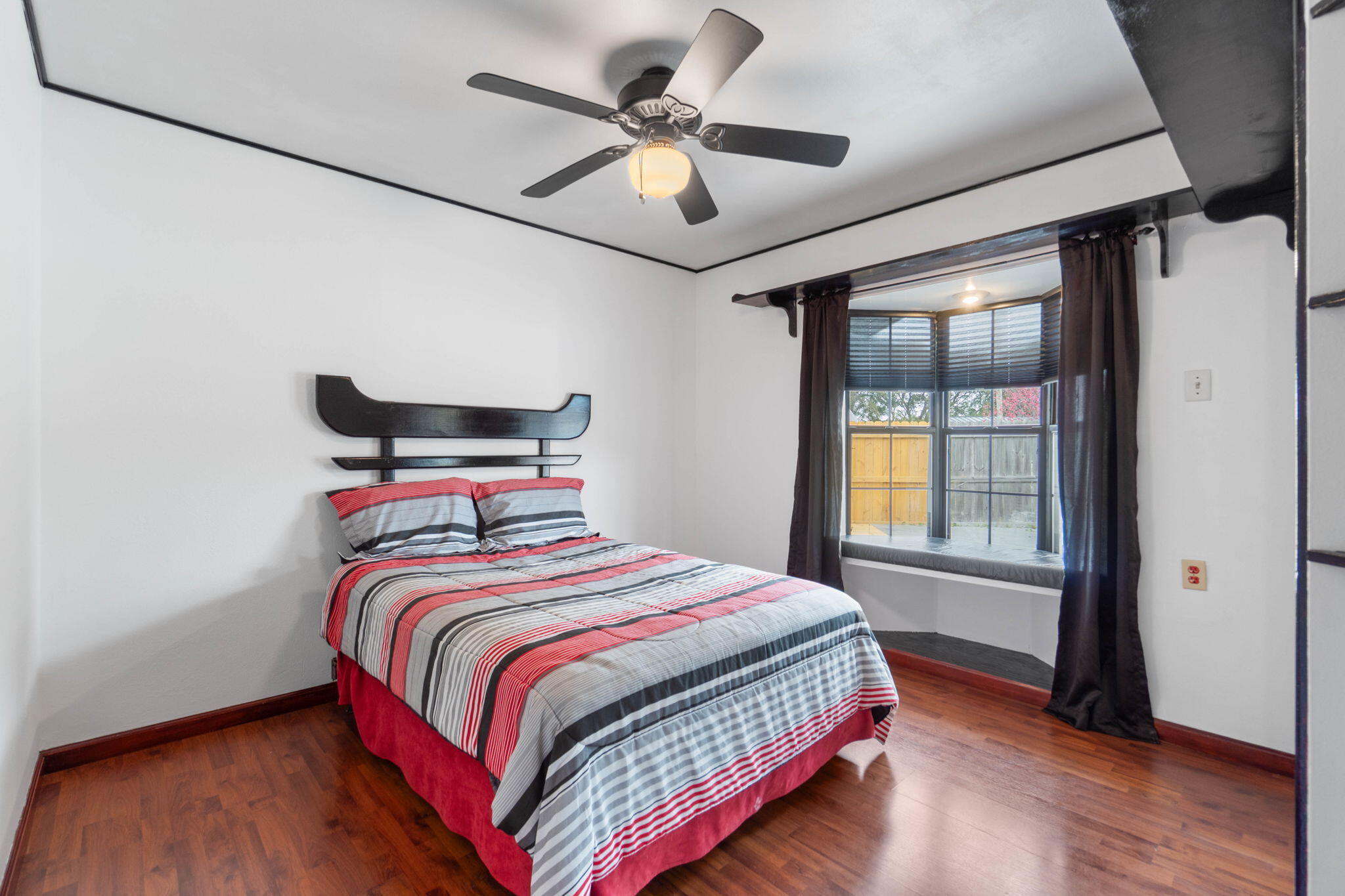 SEABREEZE 5TH ADDN - Residential