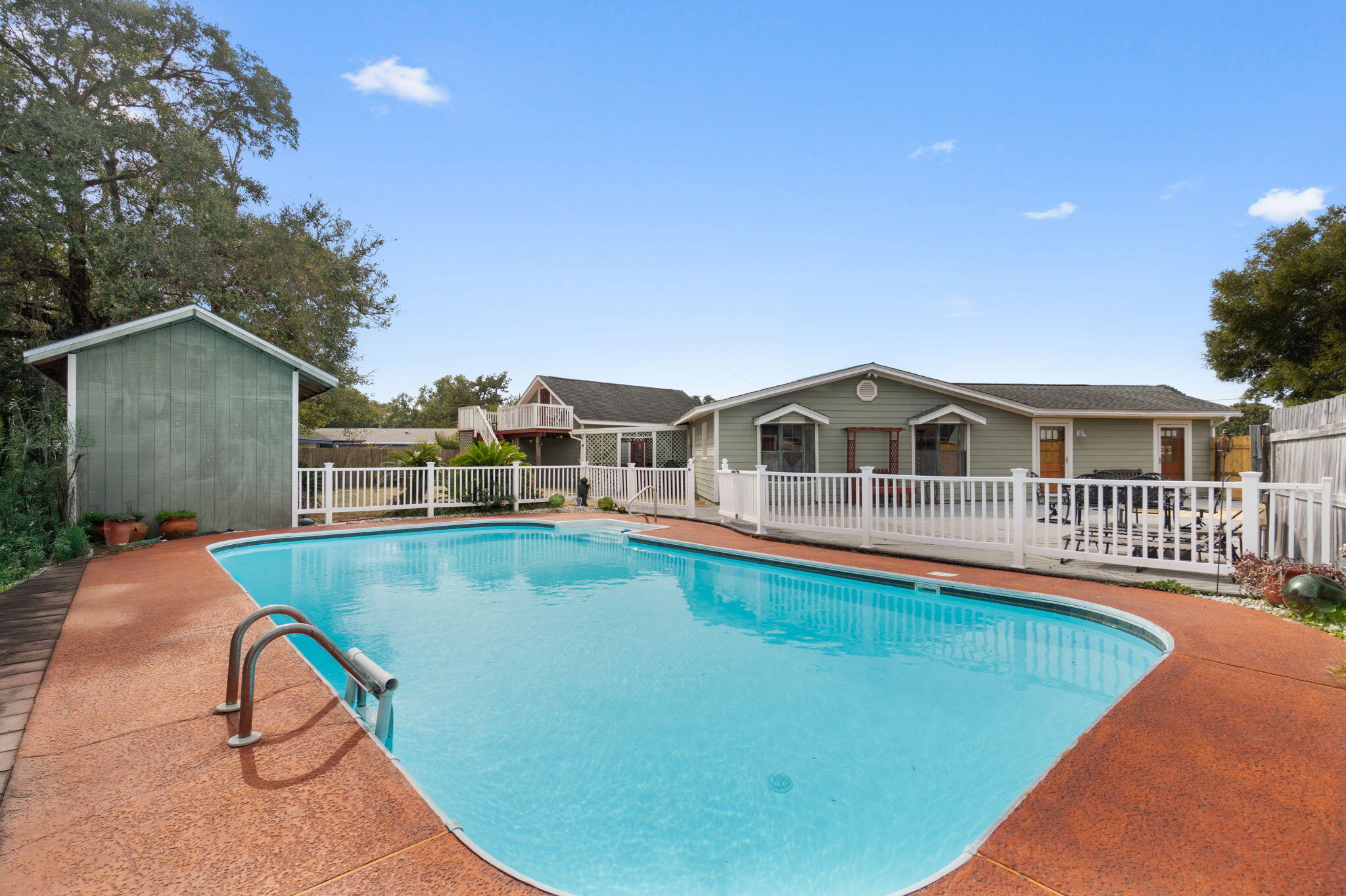 SEABREEZE 5TH ADDN - Residential