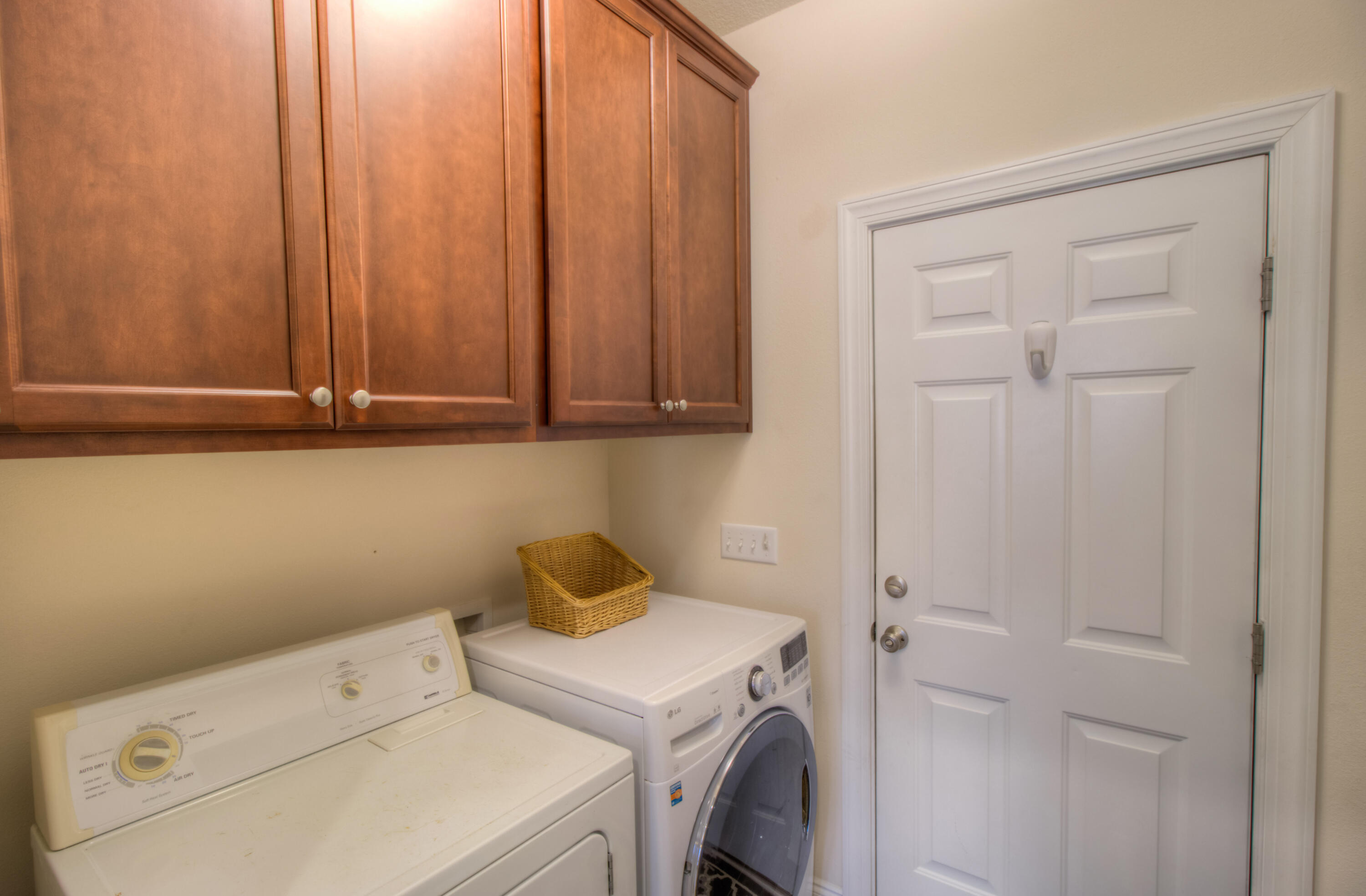cross creek estates - Residential Lease