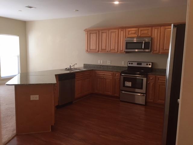 ARBOR LAKE - Residential Lease