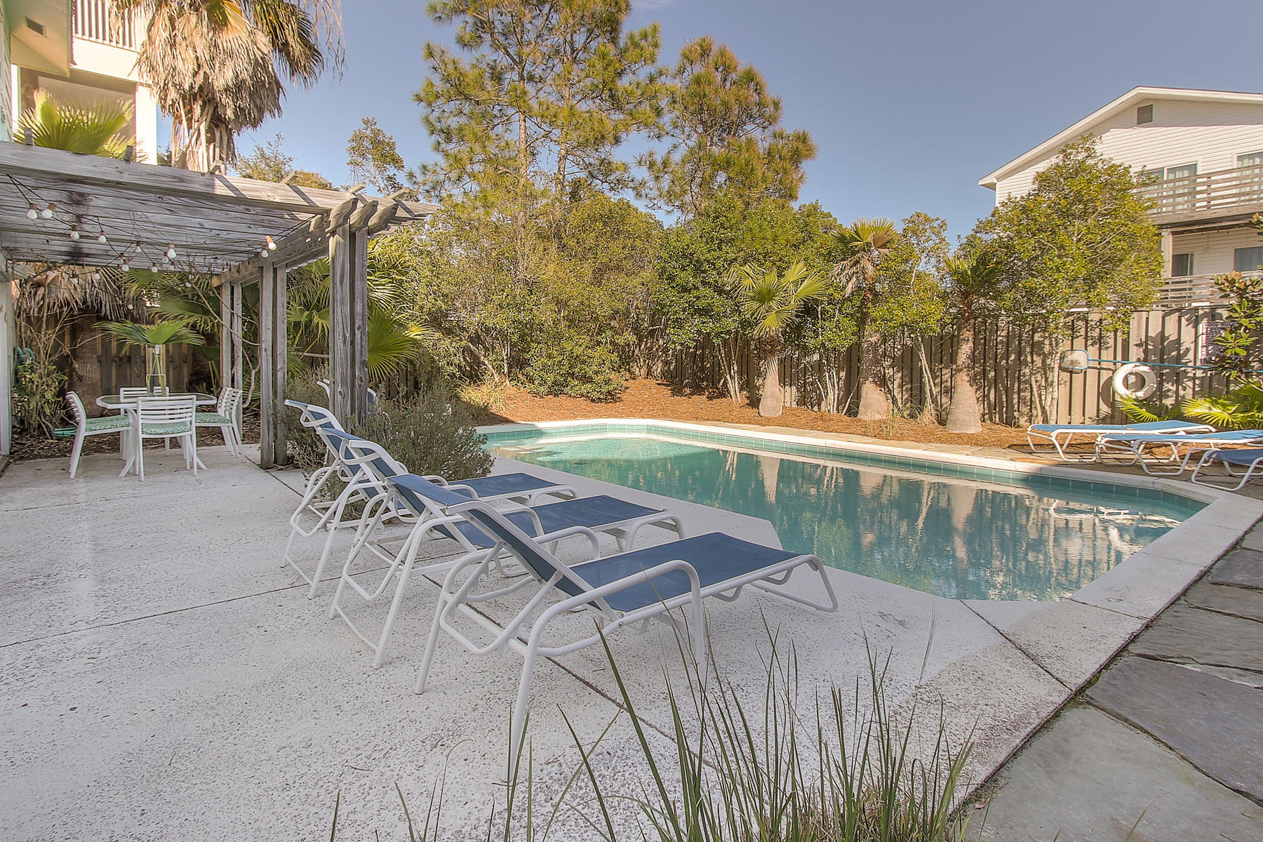 GRAYTON BEACH - Residential