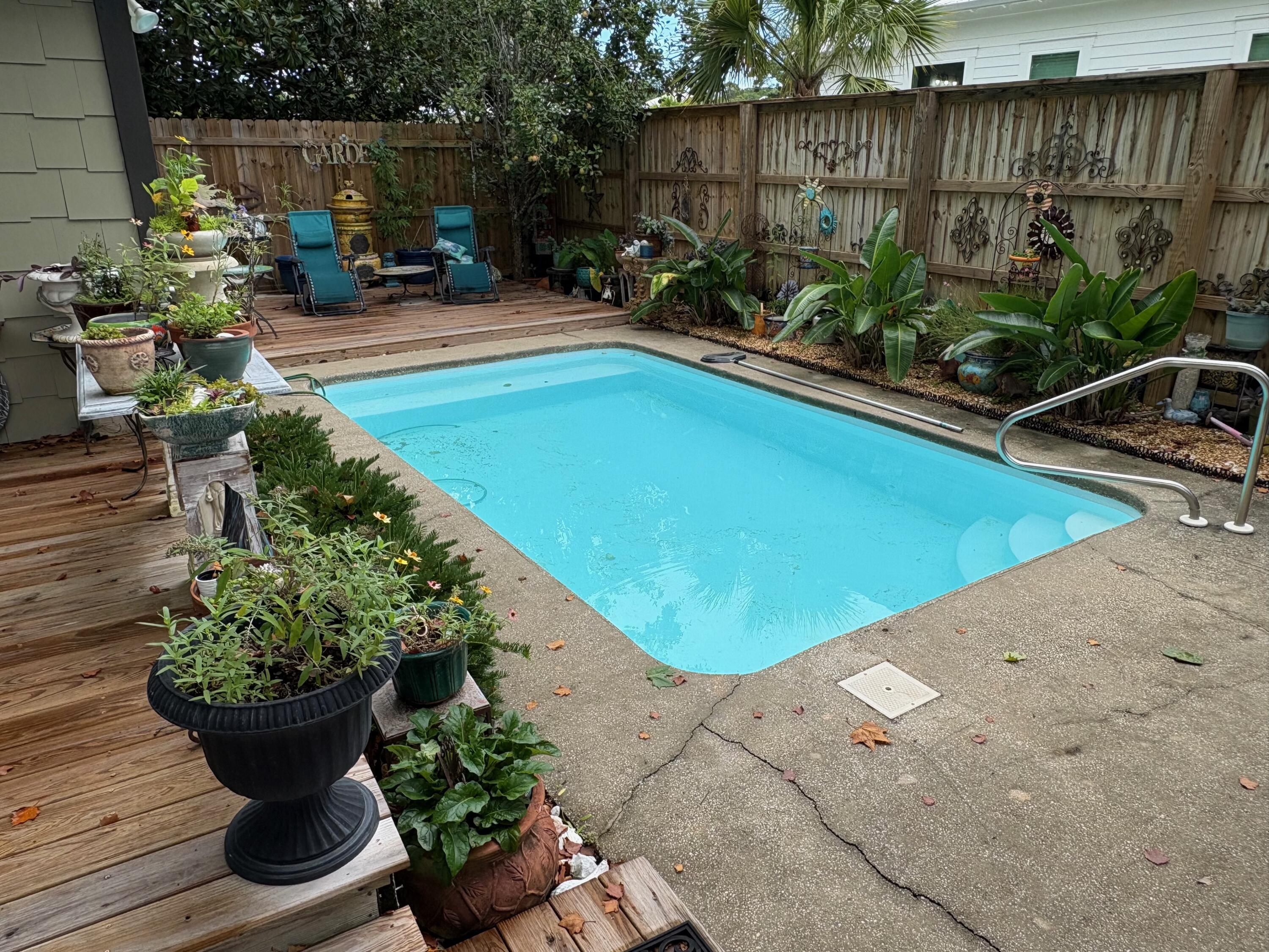 GULFVIEW HEIGHTS 1ST ADDN - Residential