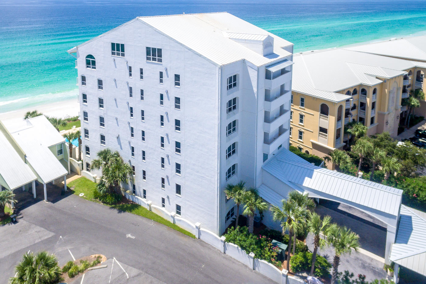 WHITE CLIFFS CONDO - Residential