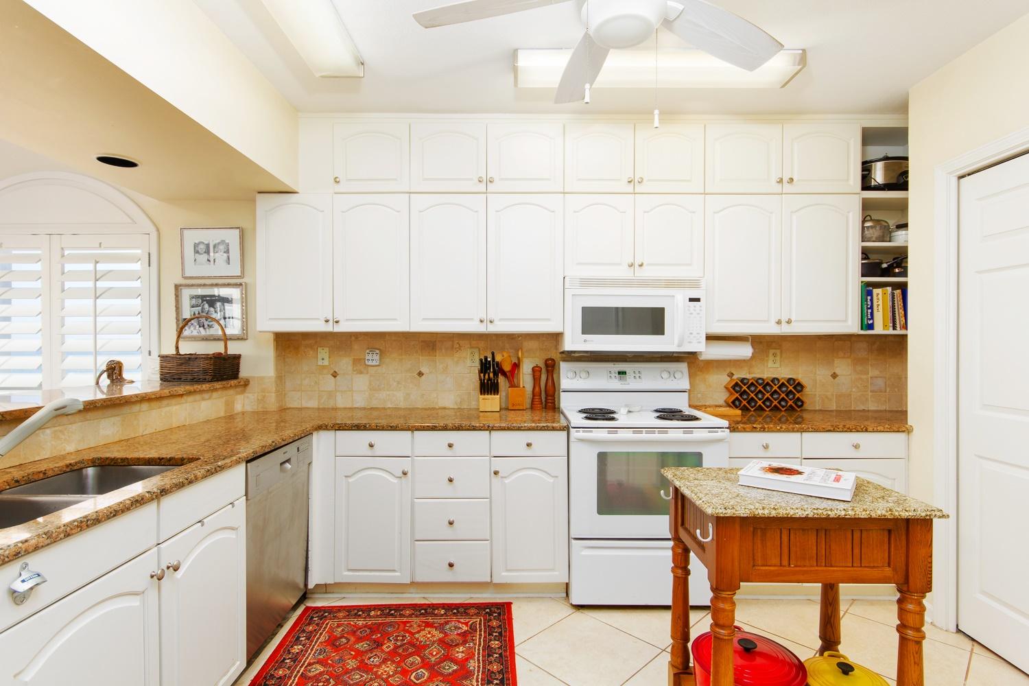 WHITE CLIFFS CONDO - Residential
