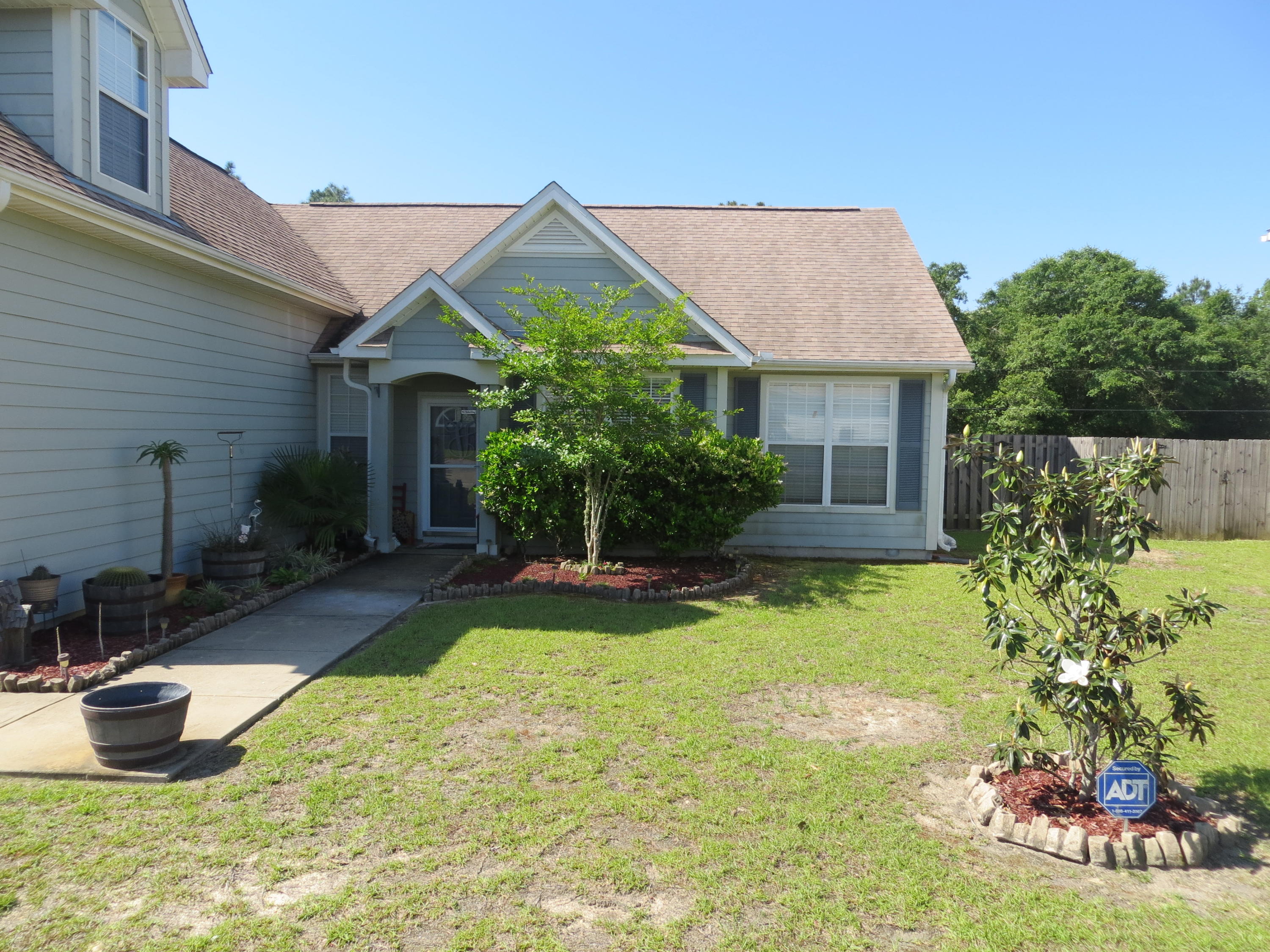 SANDY RIDGE ESTATES - Residential Lease