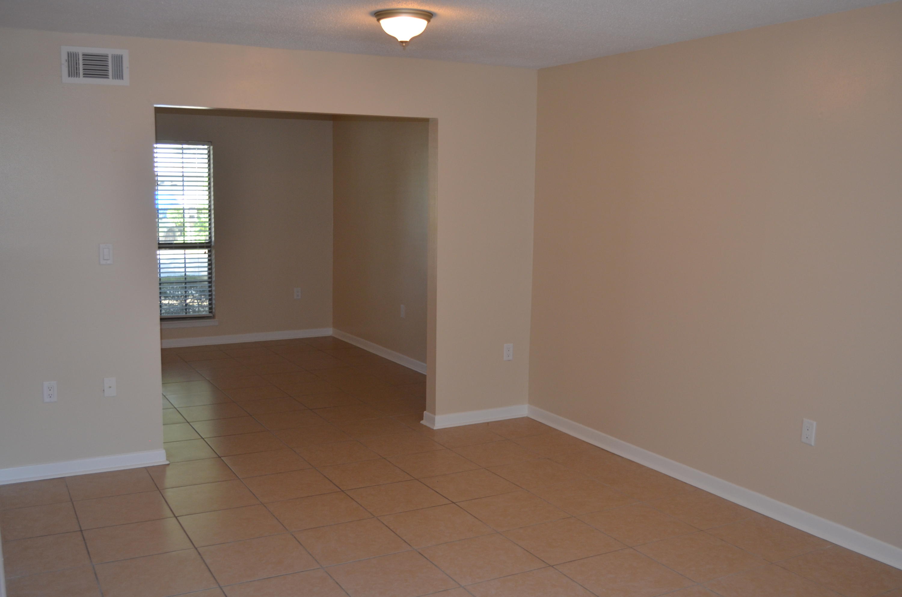CINCO BAYOU - Residential Lease