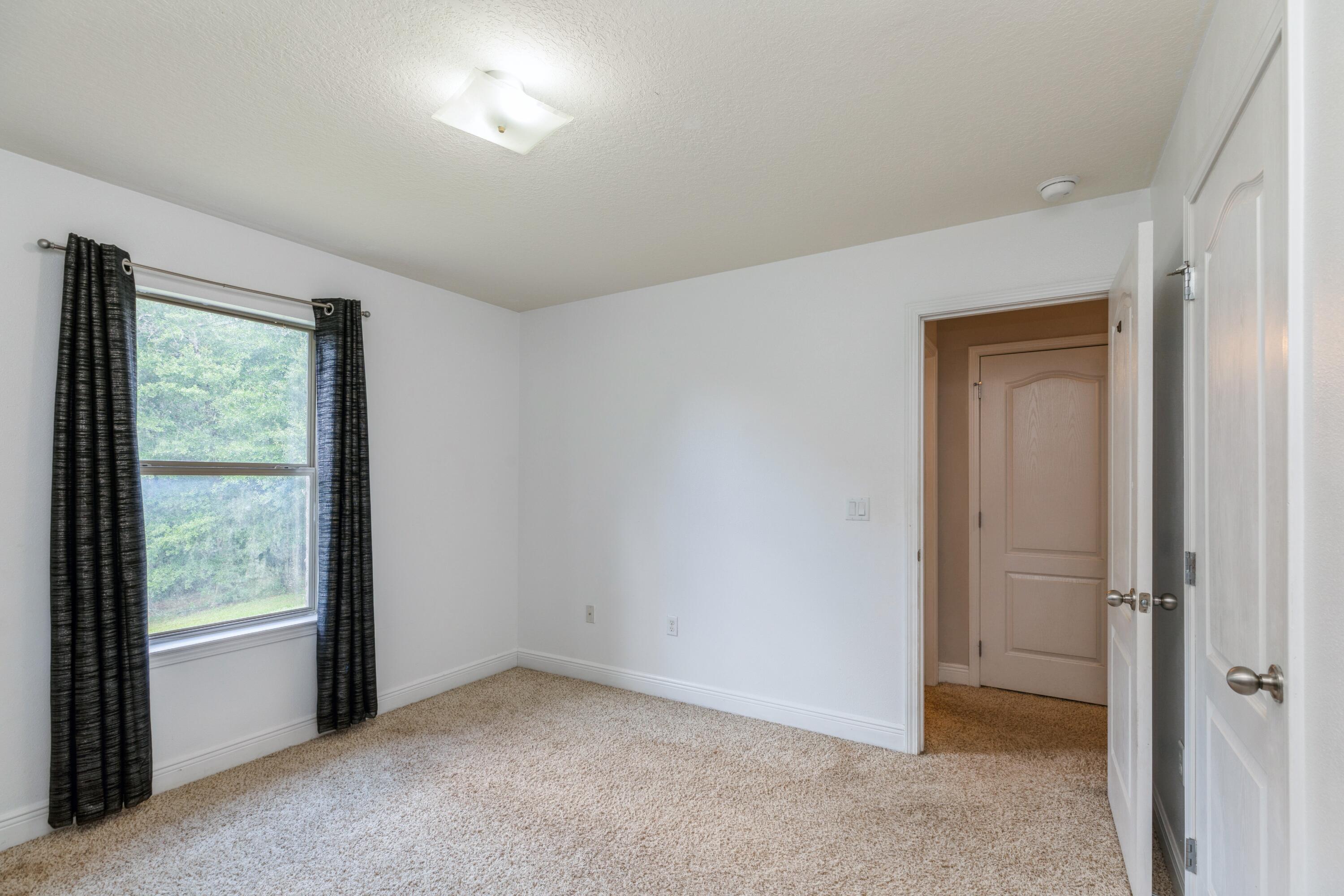 SILVER SPRINGS EST - Residential