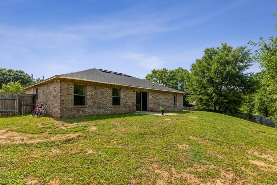 SILVER SPRINGS EST - Residential