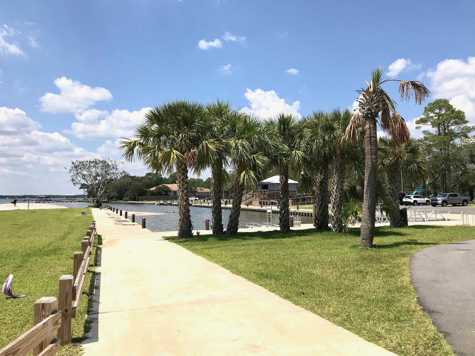 EMERALD SHORES - Land