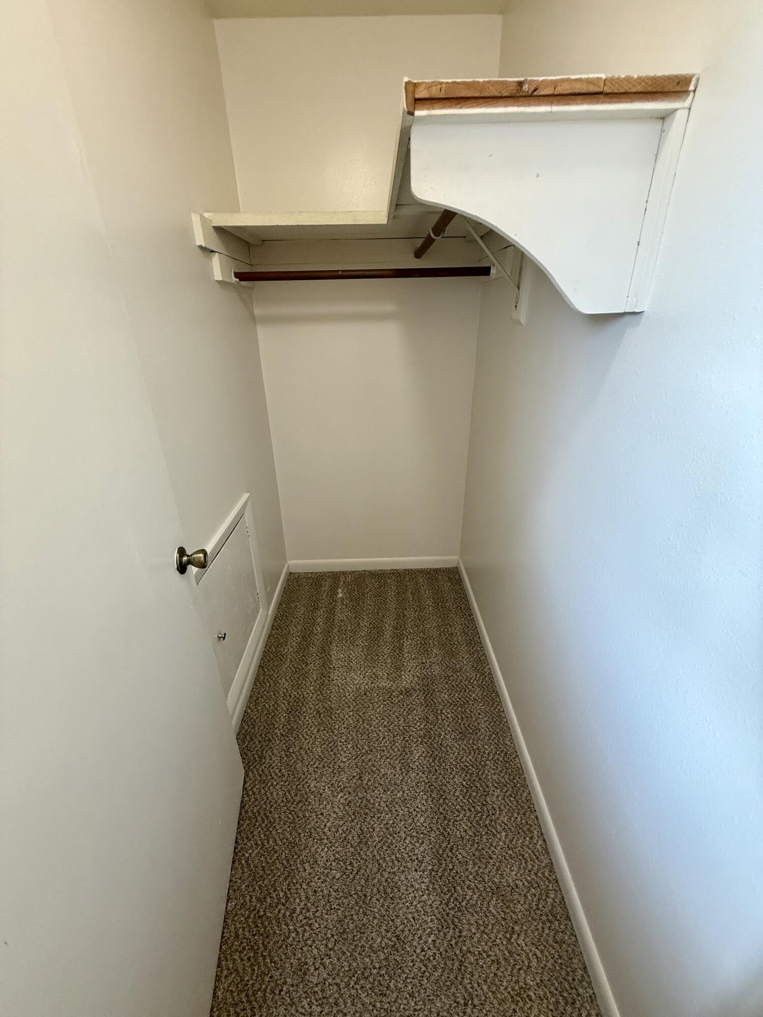 DOWNTOWNER - Residential Lease