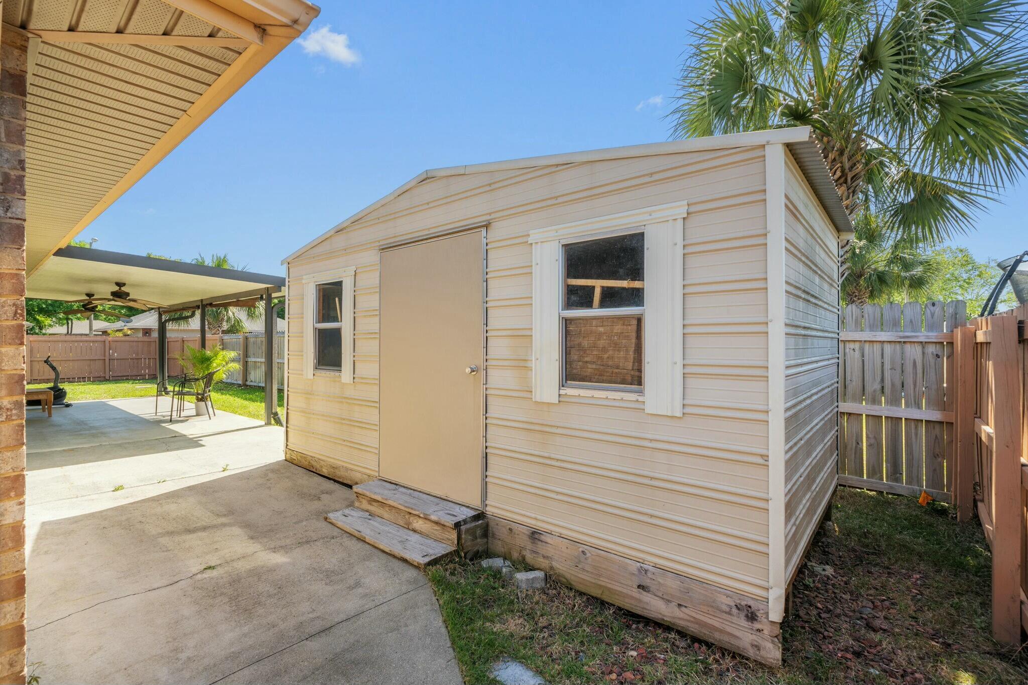 BAY PINES - Residential