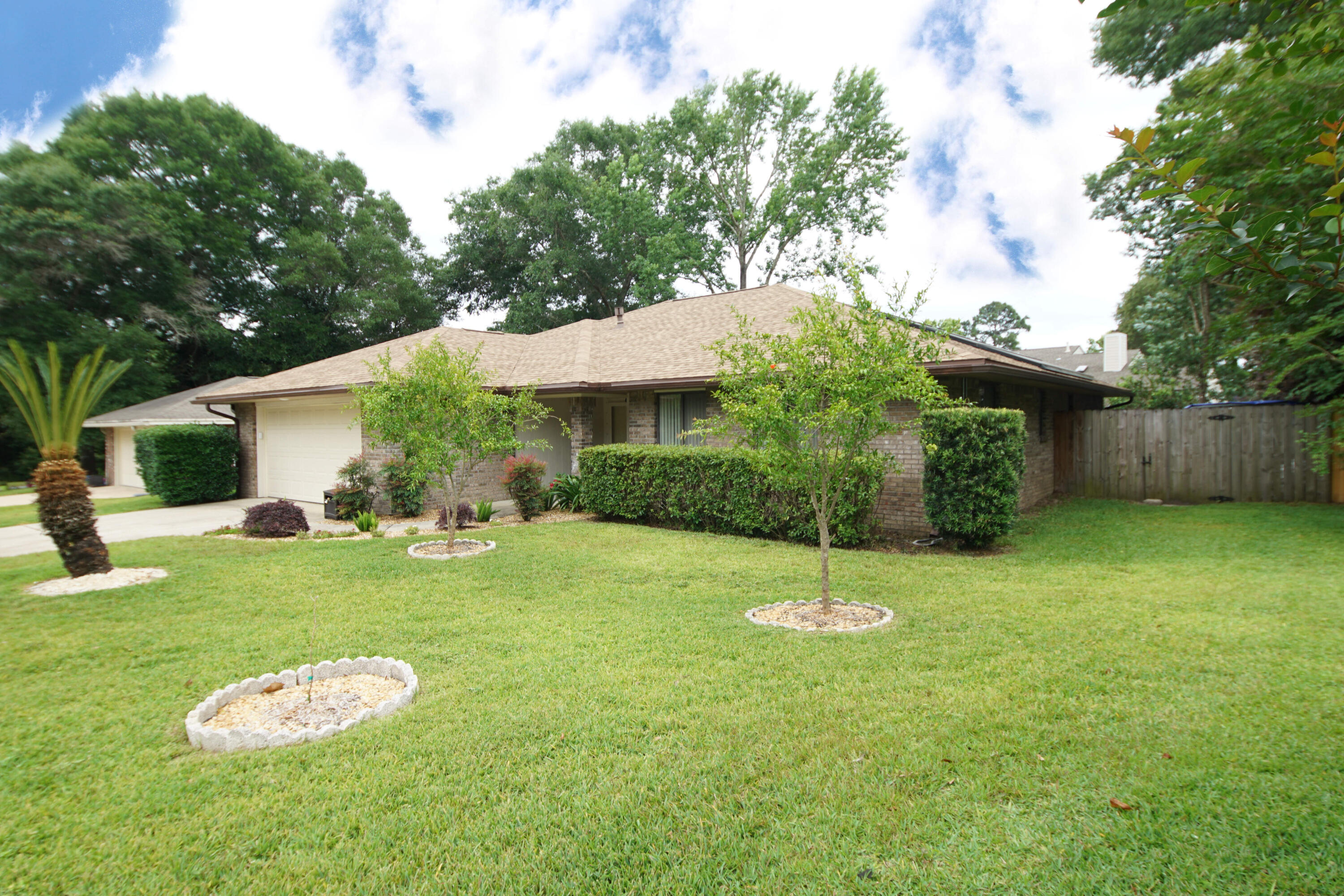 ROCKYWOOD PH 4 - Residential Lease