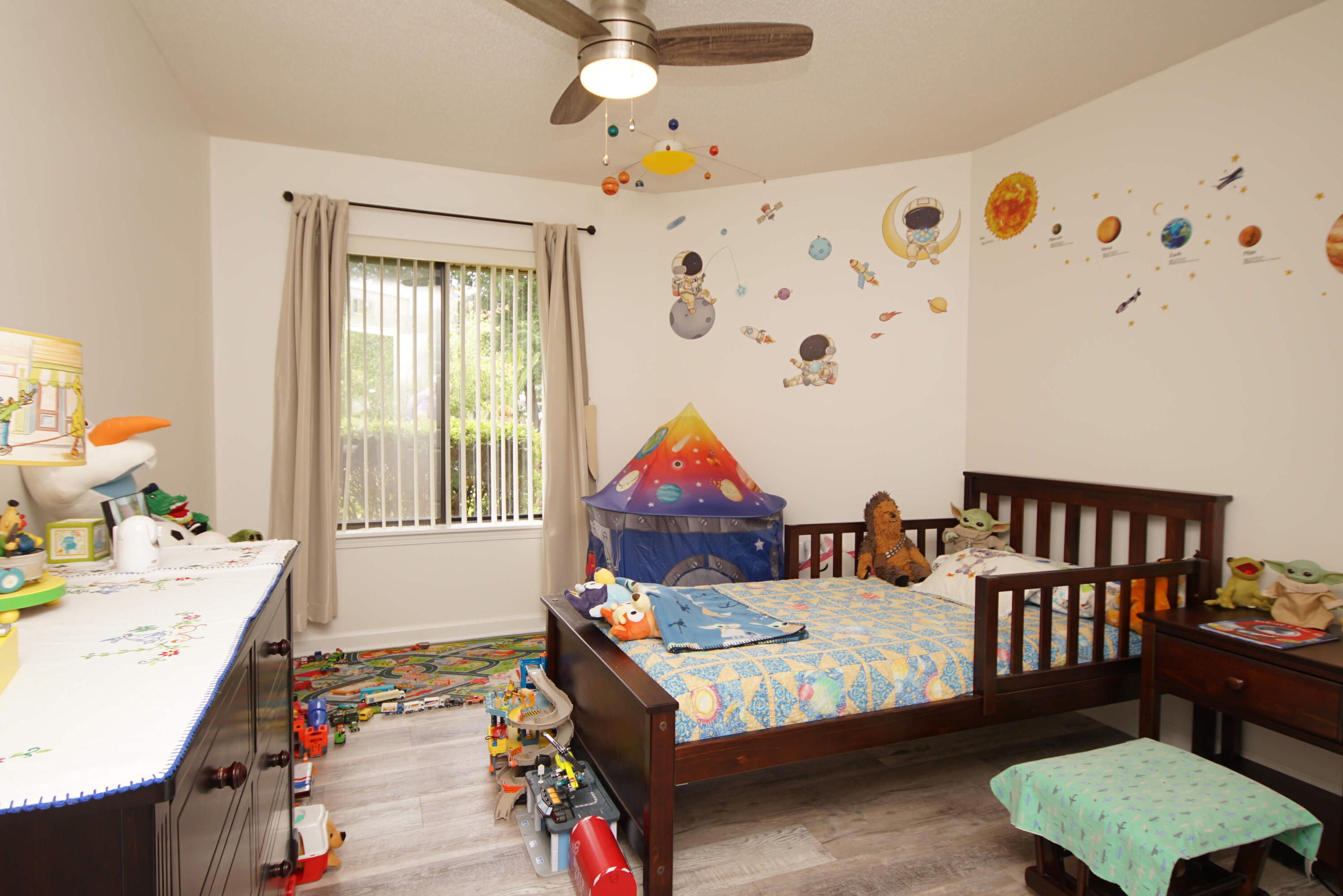 ROCKYWOOD PH 4 - Residential Lease