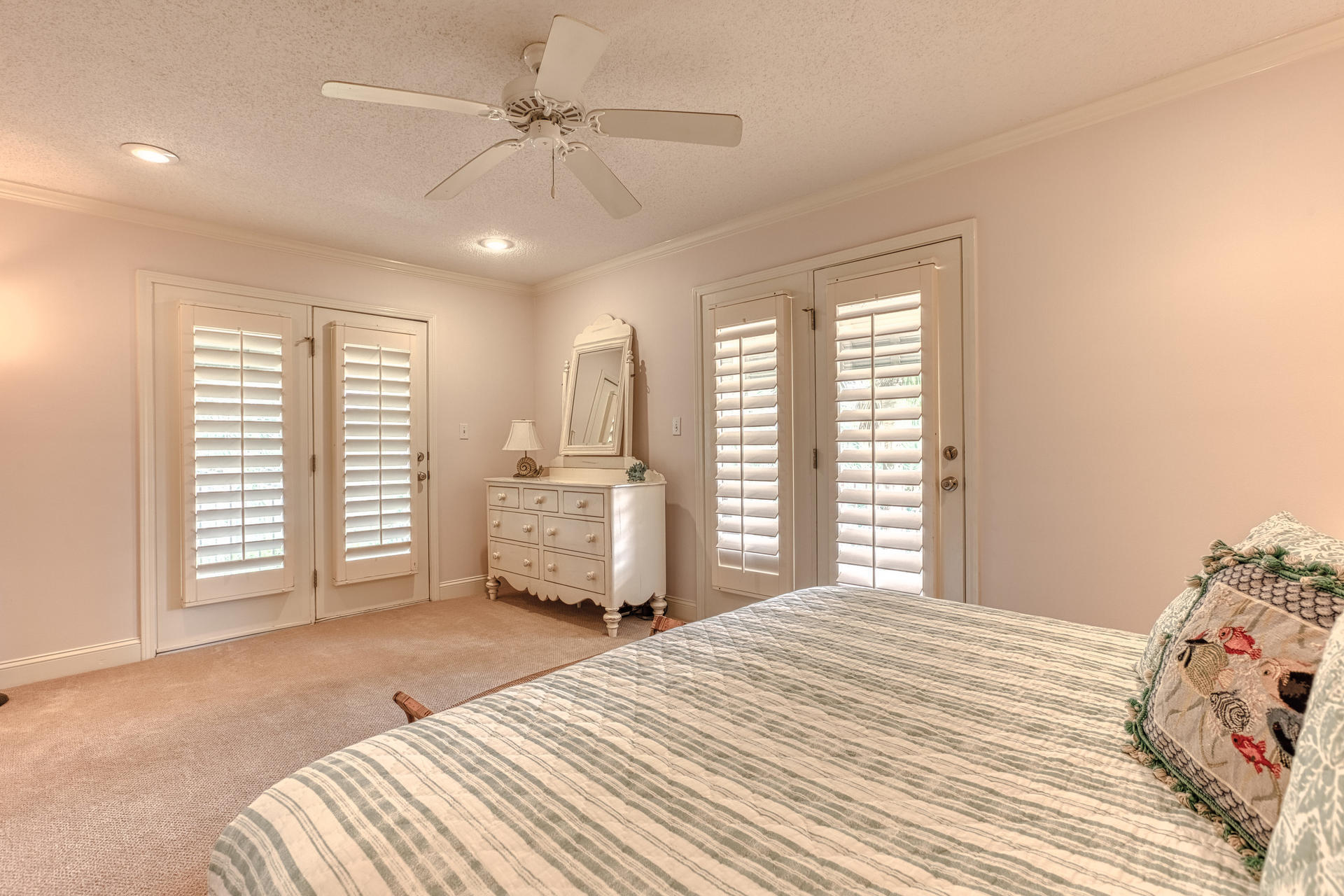 WINDANCER SHORES - Residential