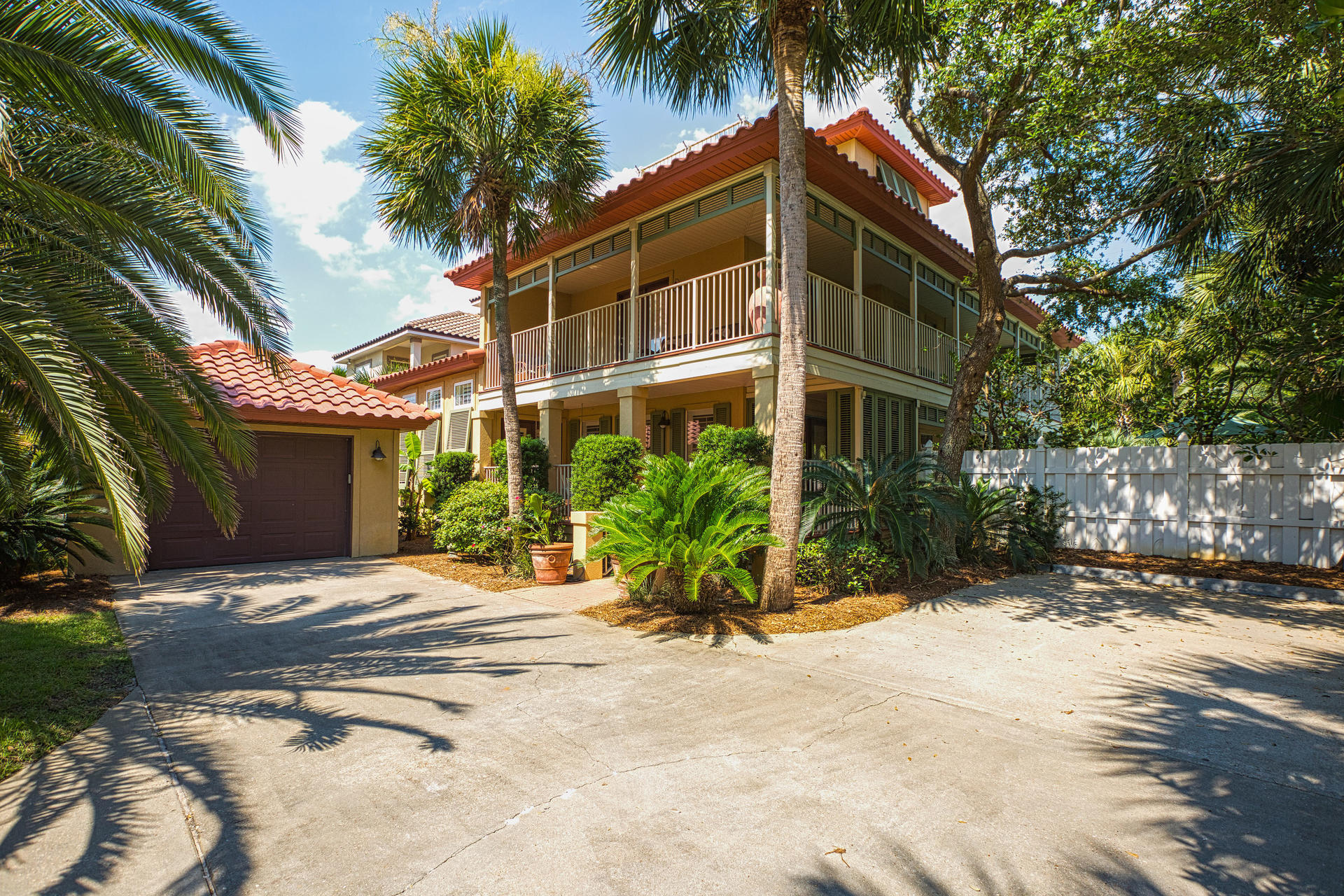 WINDANCER SHORES - Residential
