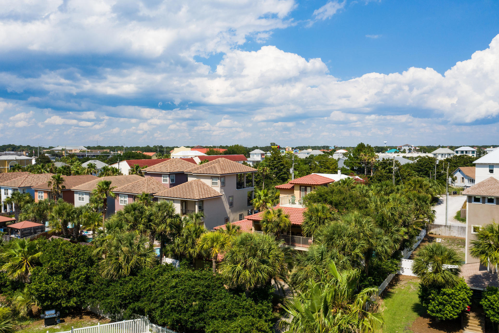 WINDANCER SHORES - Residential