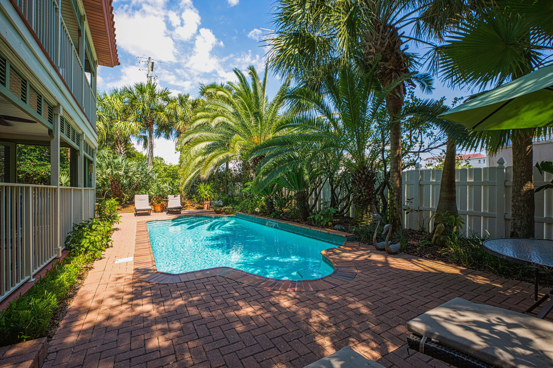 WINDANCER SHORES - Residential
