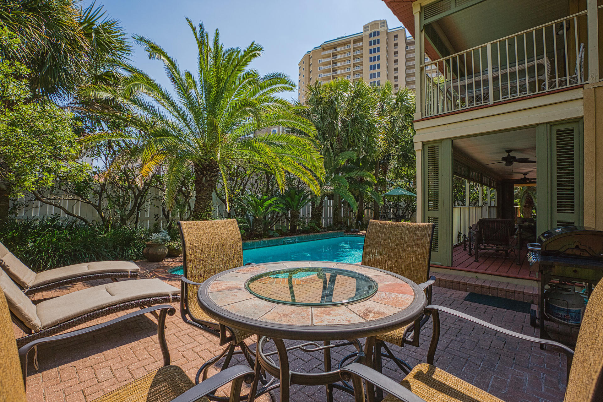 WINDANCER SHORES - Residential
