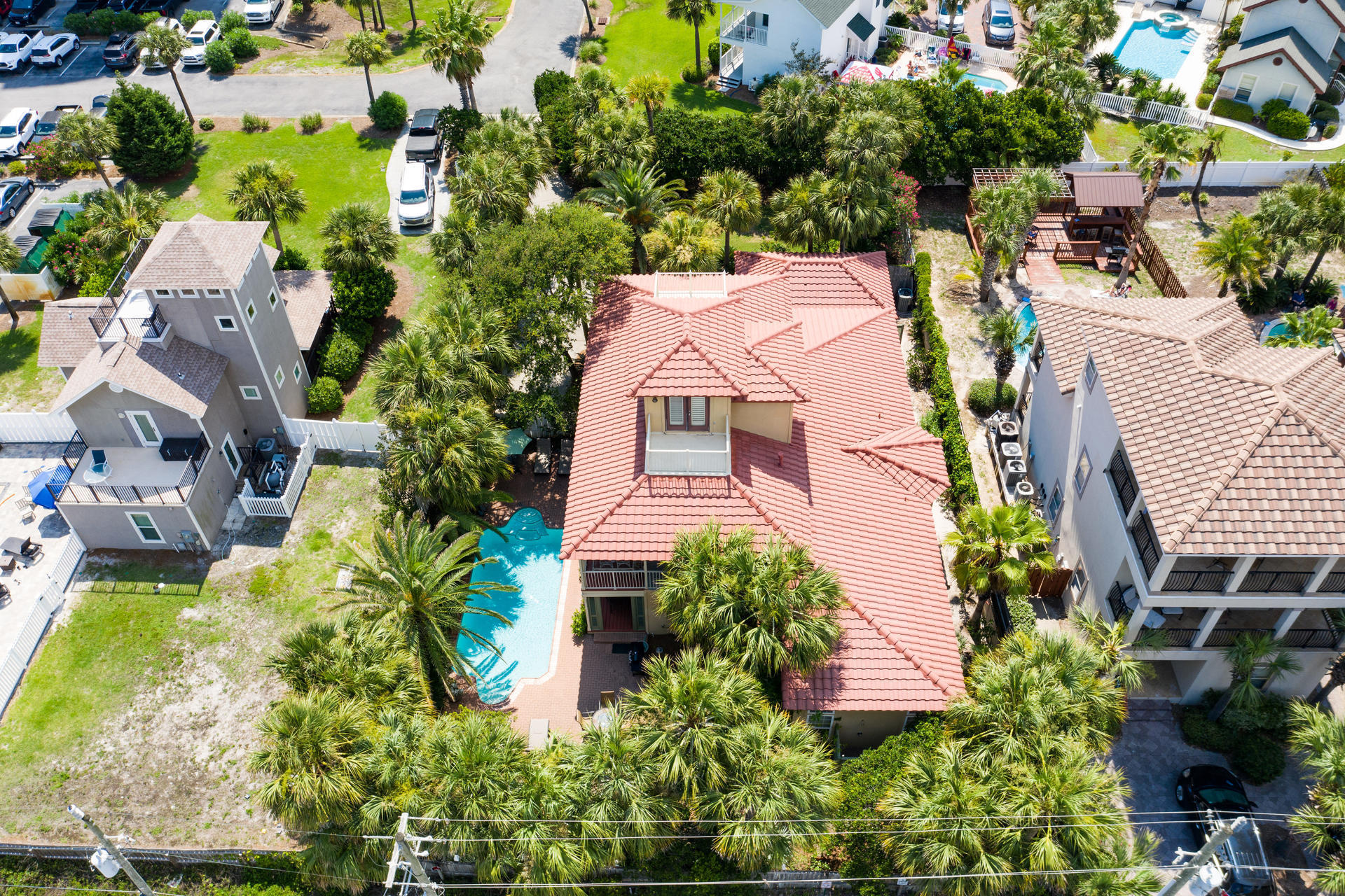 WINDANCER SHORES - Residential