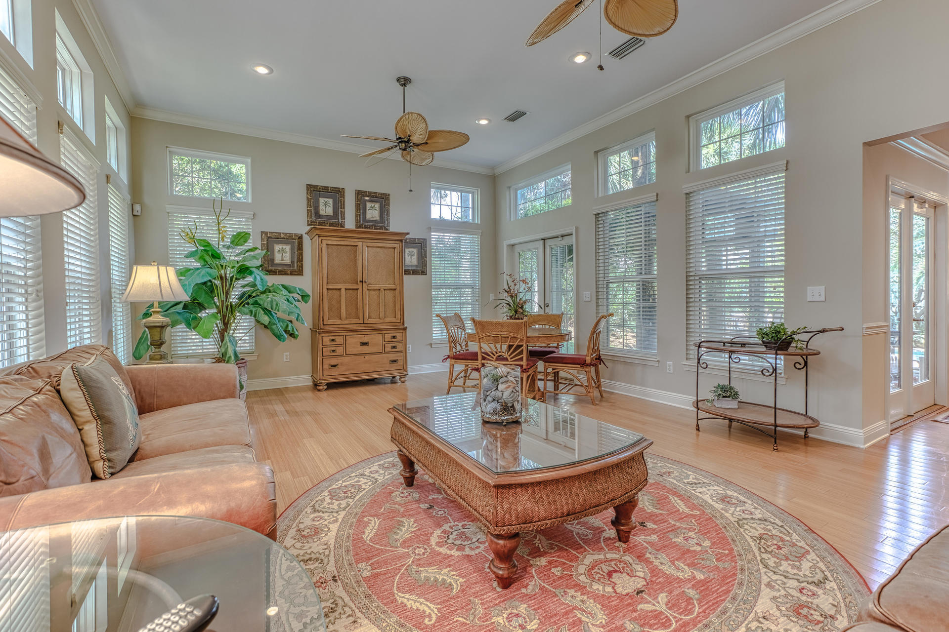 WINDANCER SHORES - Residential